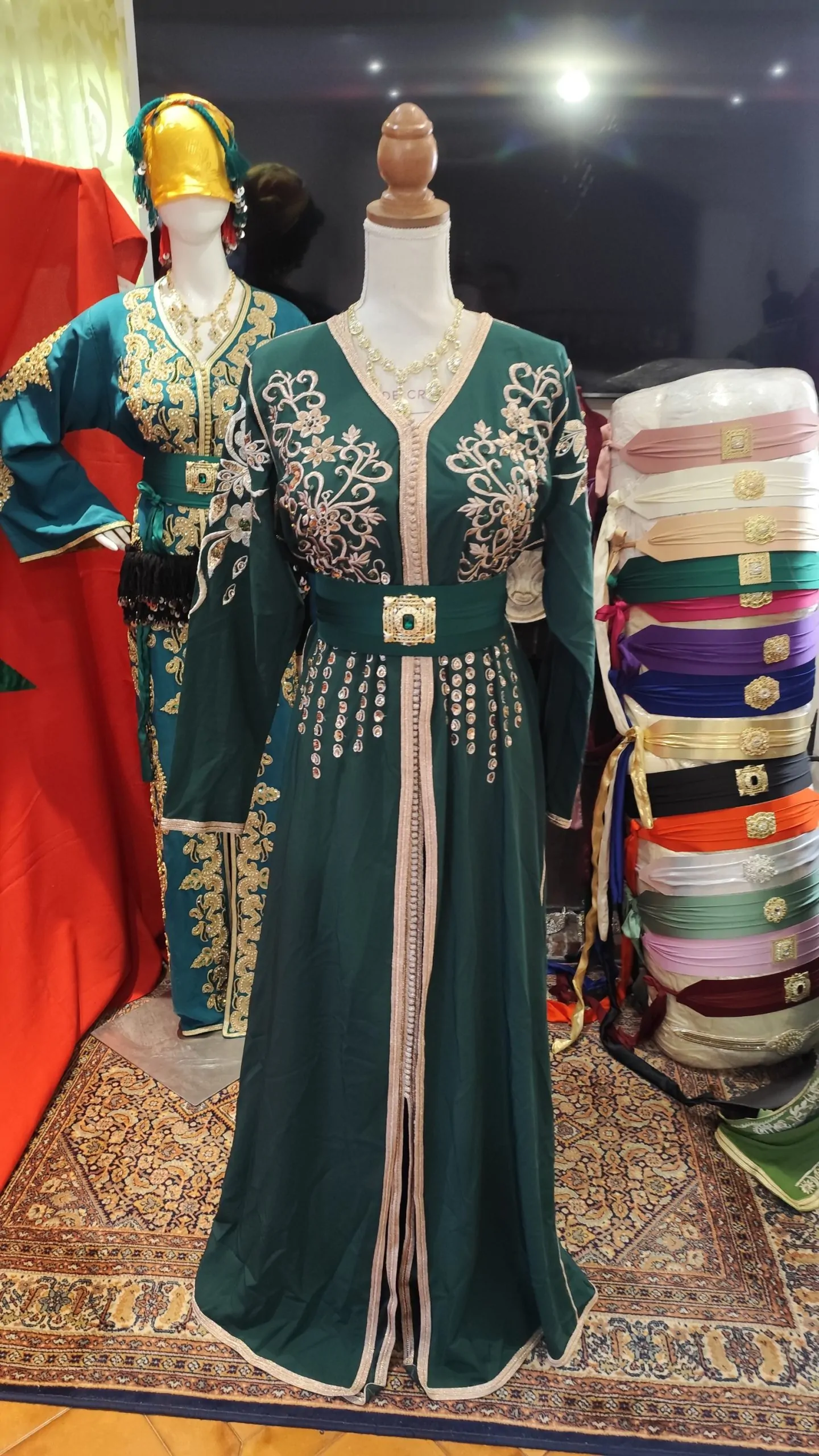 caftan marocain d occasion – Image 3