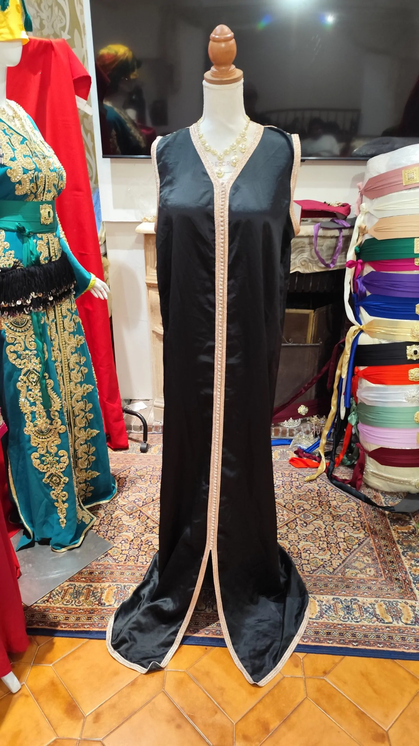 lot deux caftan marocain d occasion avec ceinture – Image 16