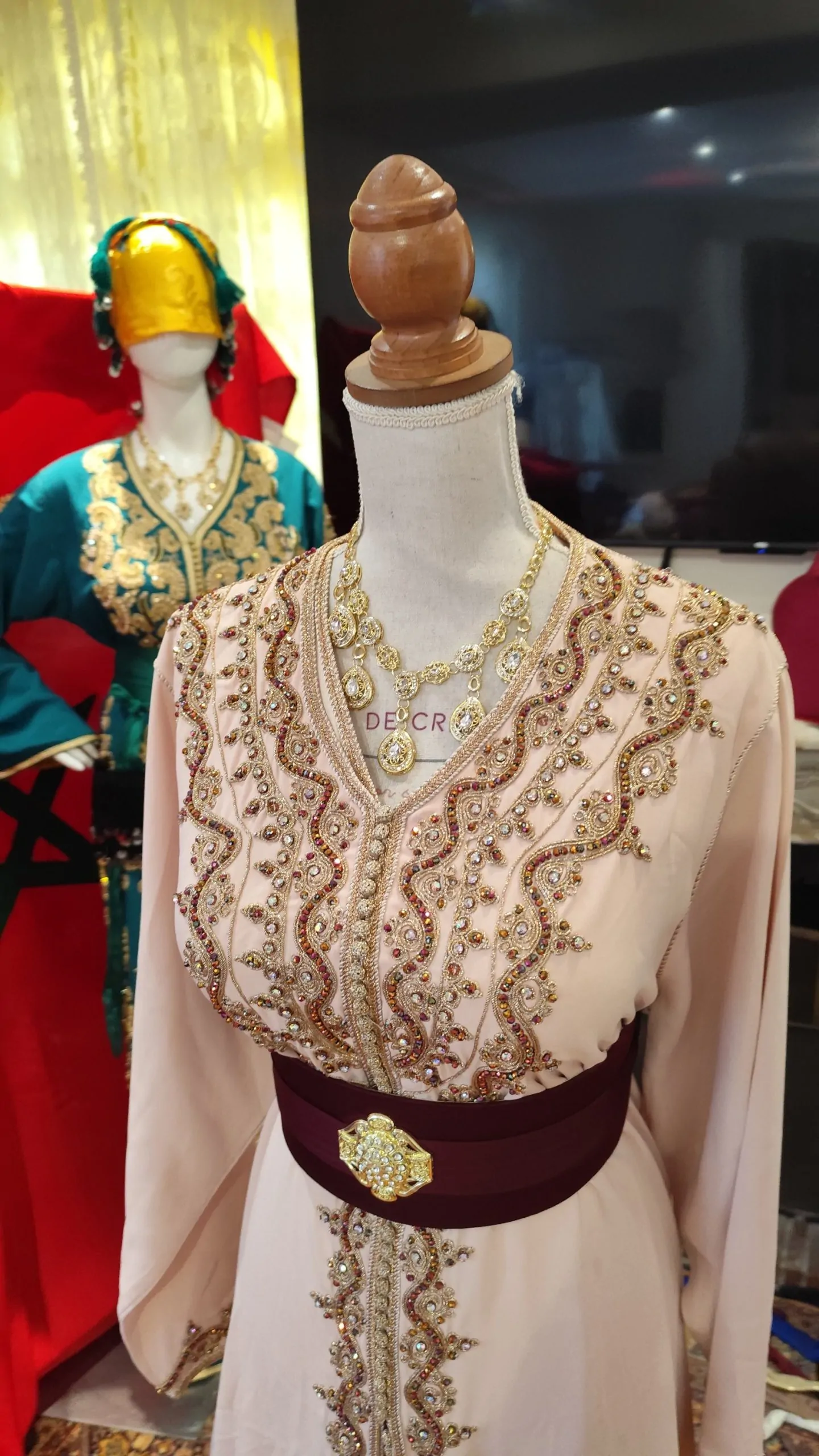 caftan marocain d occasion – Image 12