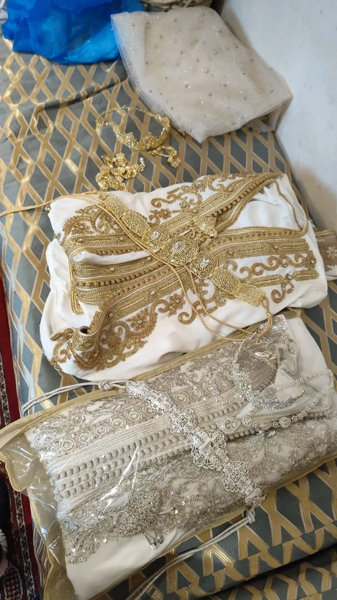 lot deux caftan marocain mariée avec accessoires