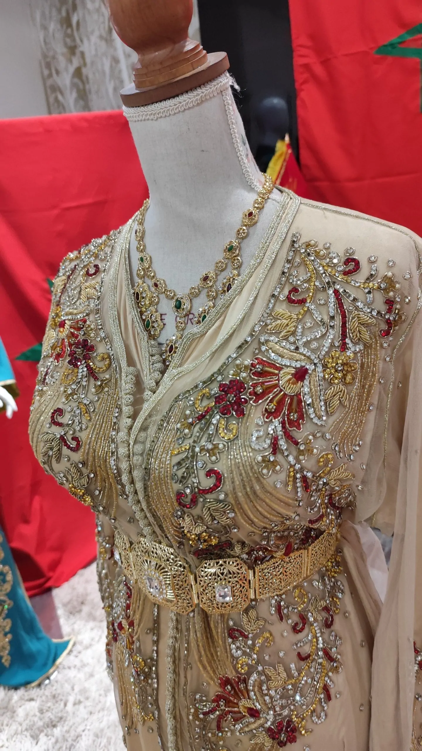 caftan marocain d occasion – Image 4