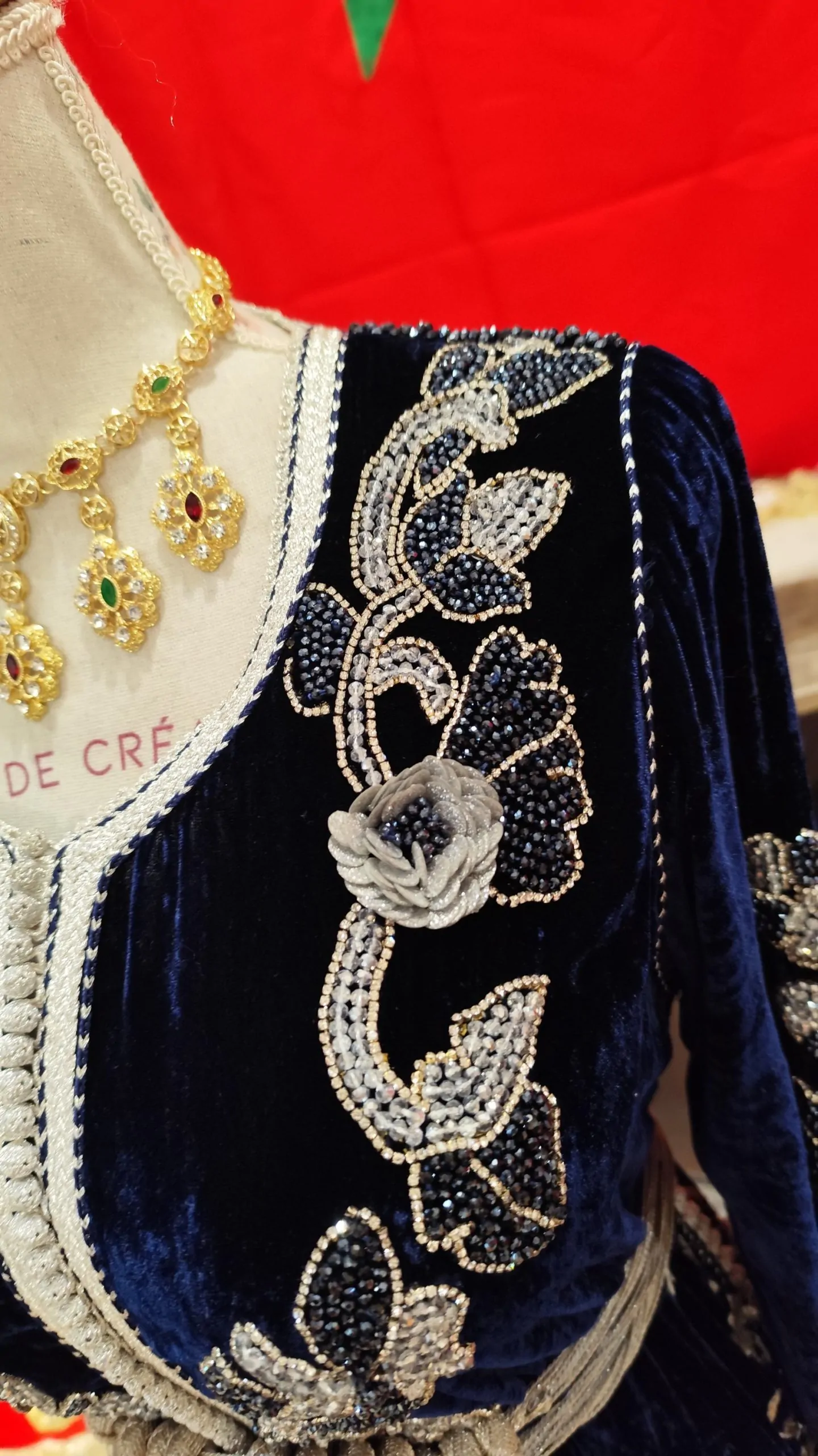caftan marocain d occasion avec ceinture – Image 12