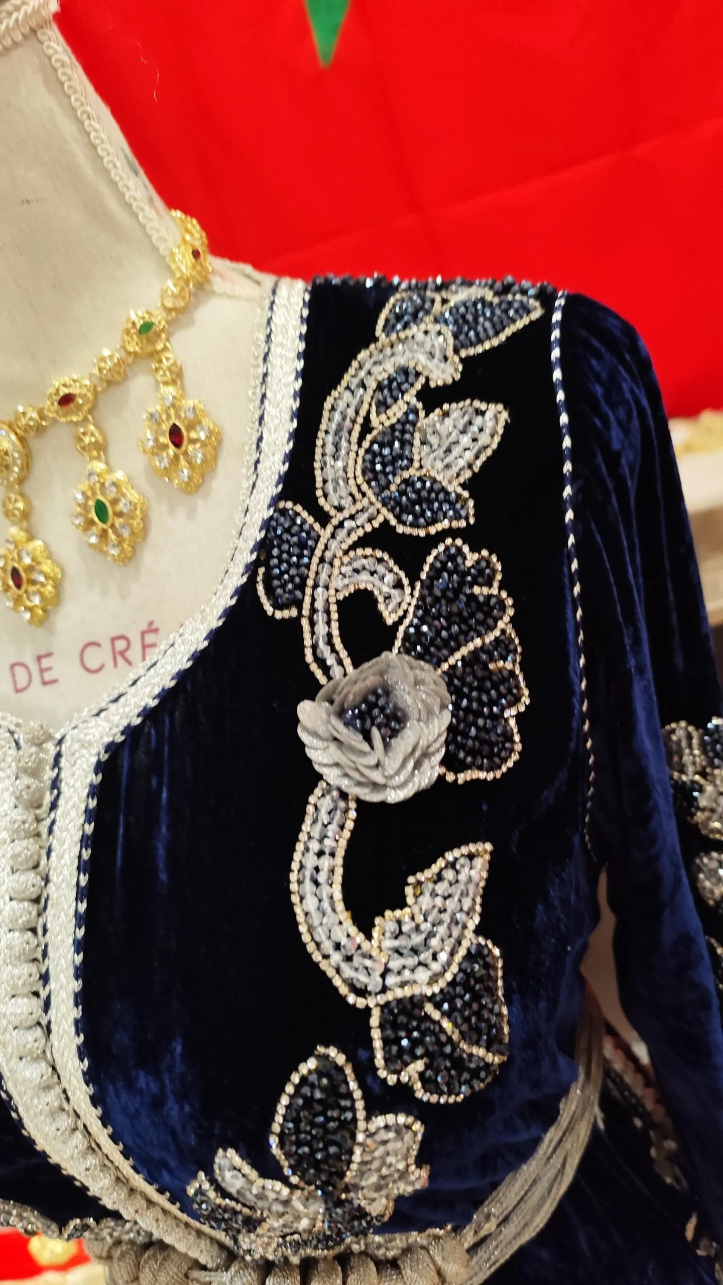 caftan marocain d occasion avec ceinture – Image 3