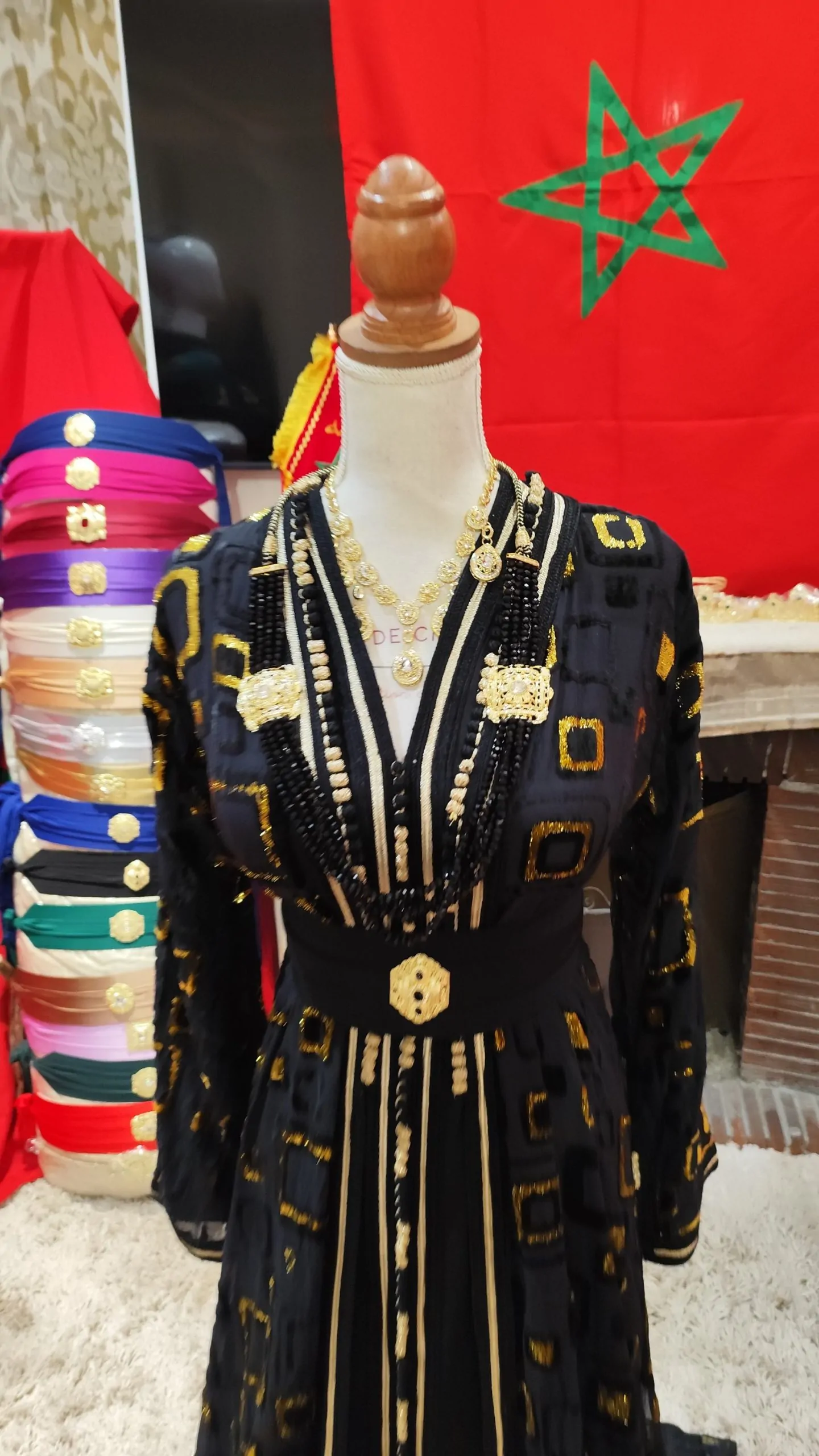 caftan marocain d occasion avec ceinture – Image 5