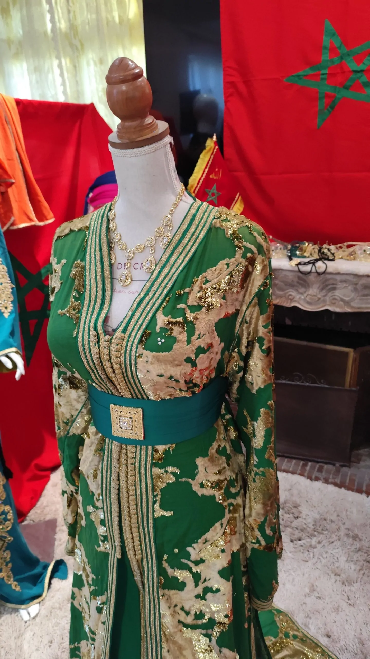 caftan marocain d occasion – Image 4