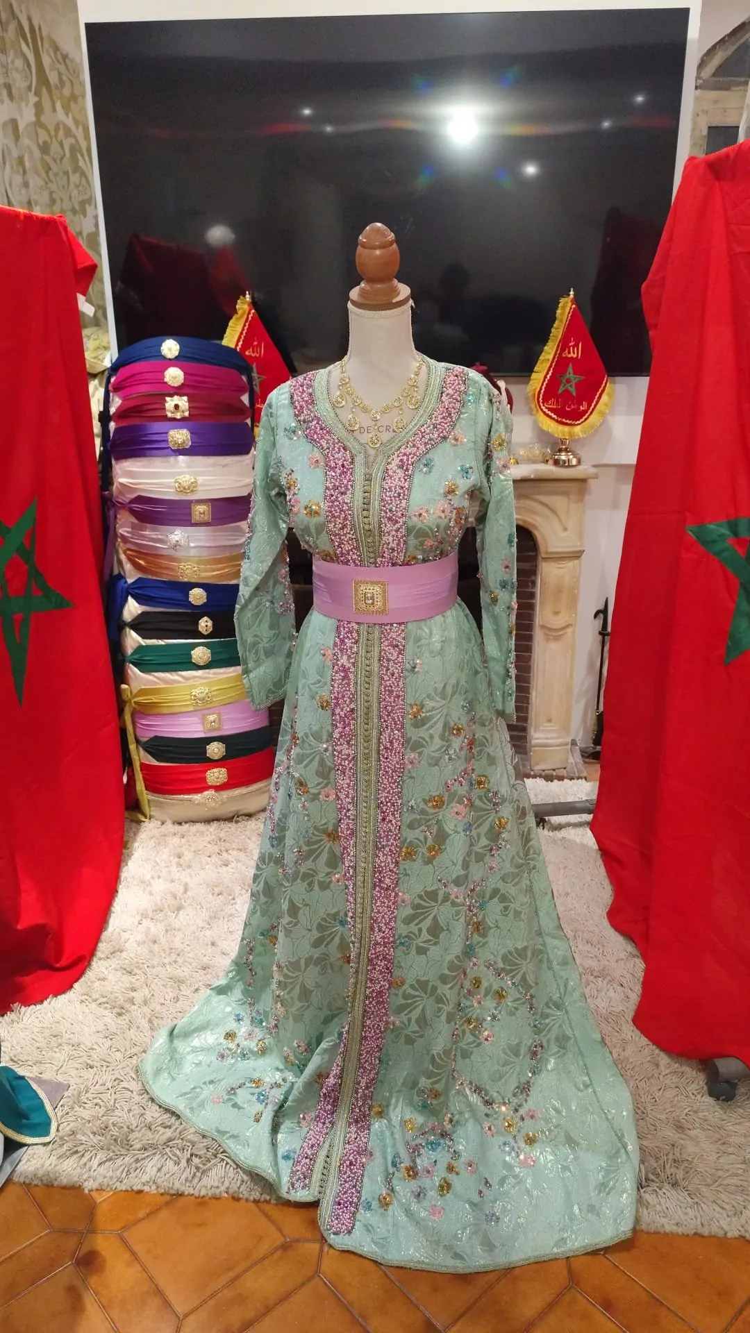 5caftans marocain d occasion plus une ceinture – Image 3