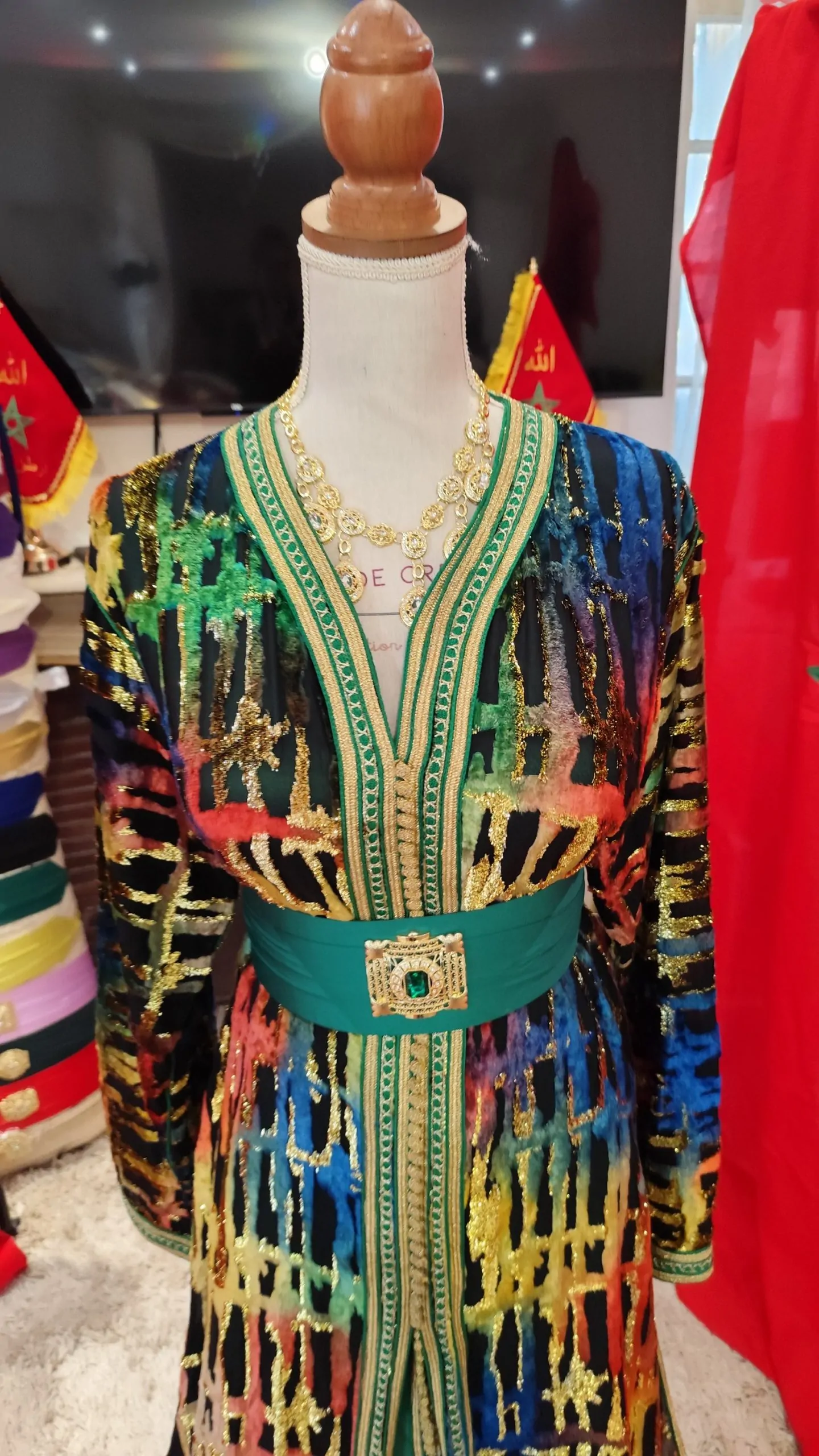 caftan marocain d occasion – Image 3