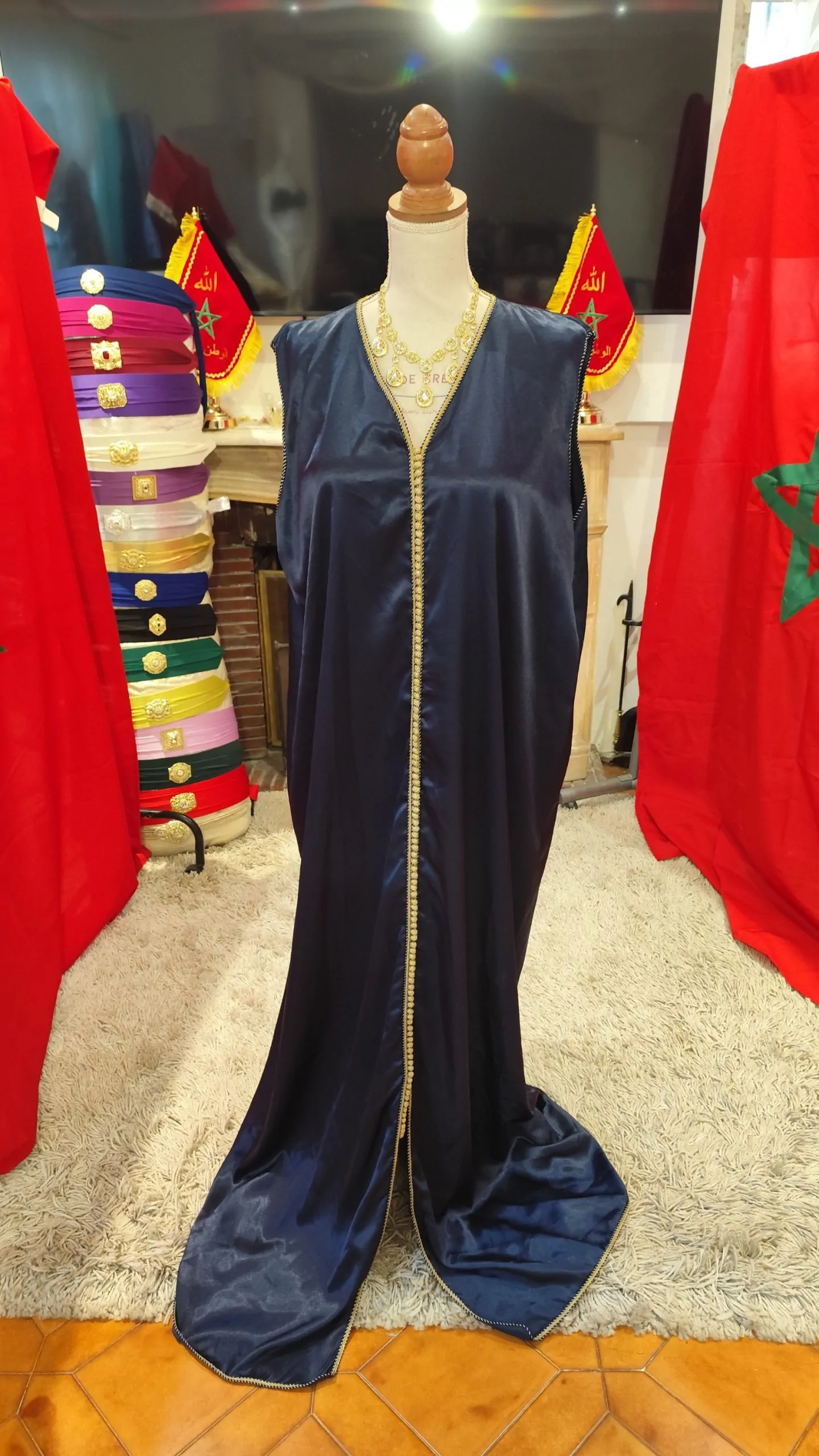 2 caftan marocain un neuf et un d occasion – Image 12