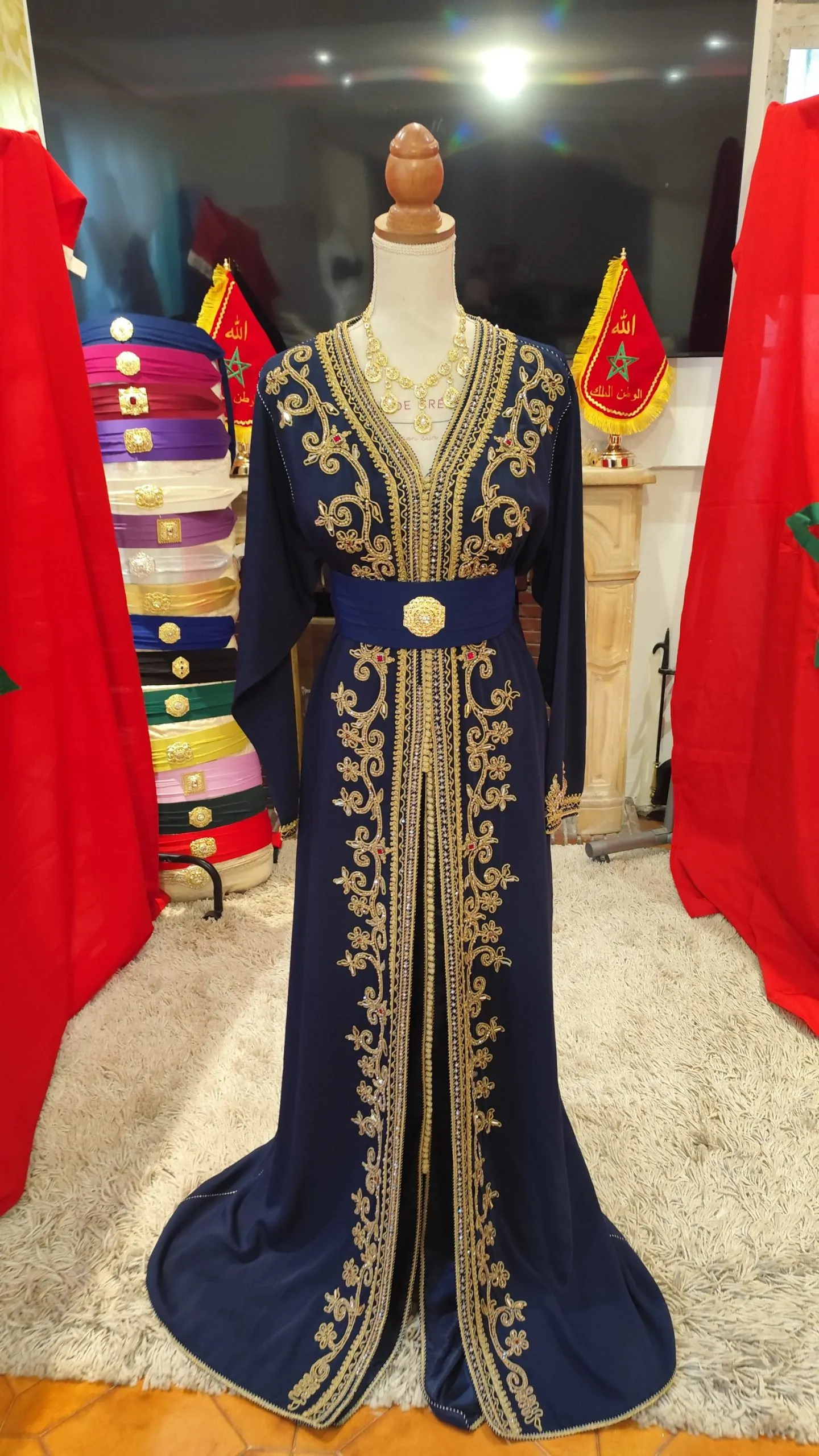 2 caftan marocain un neuf et un d occasion – Image 9