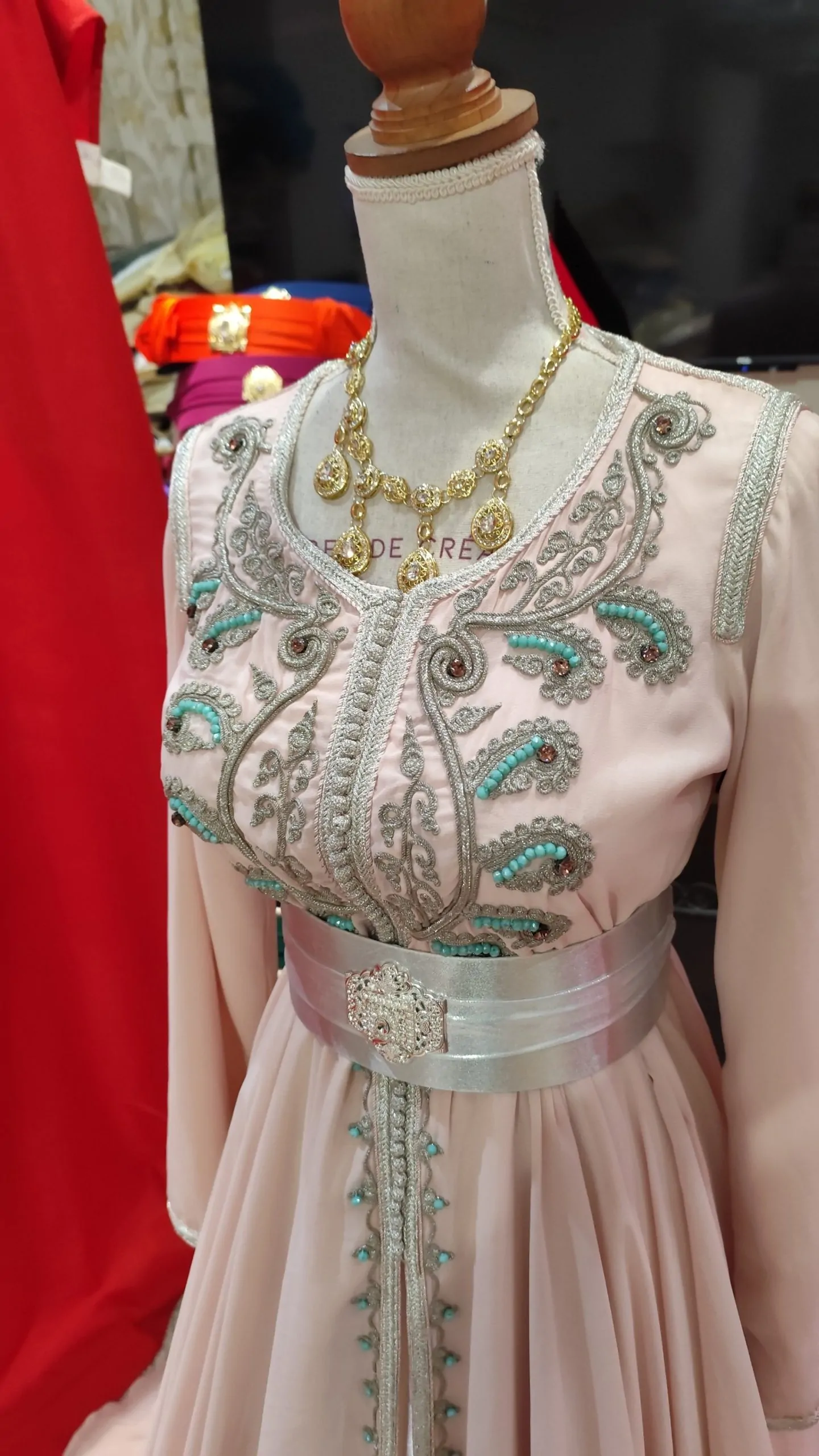 caftan marocain d occasion – Image 8