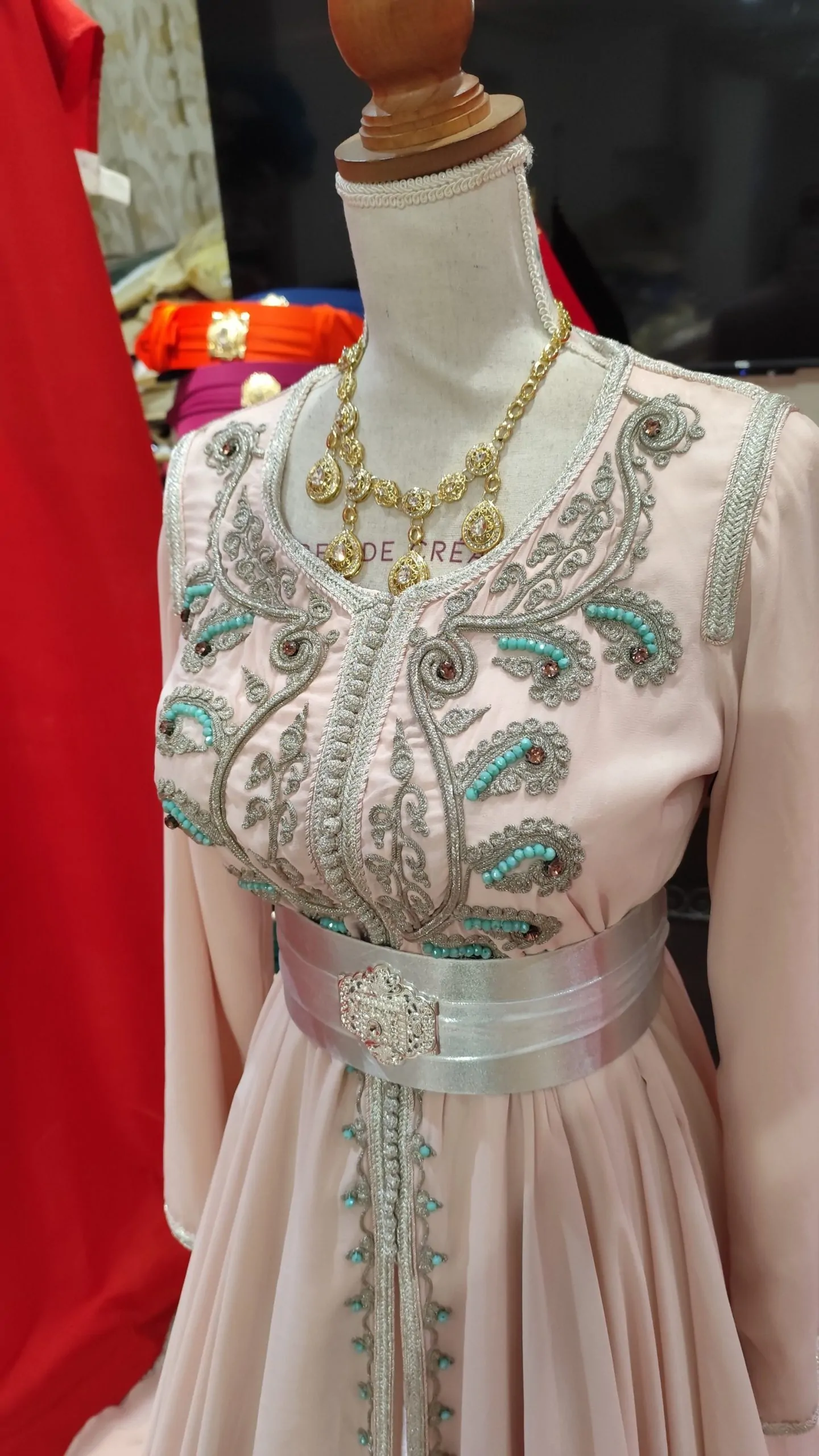 caftan marocain d occasion – Image 11