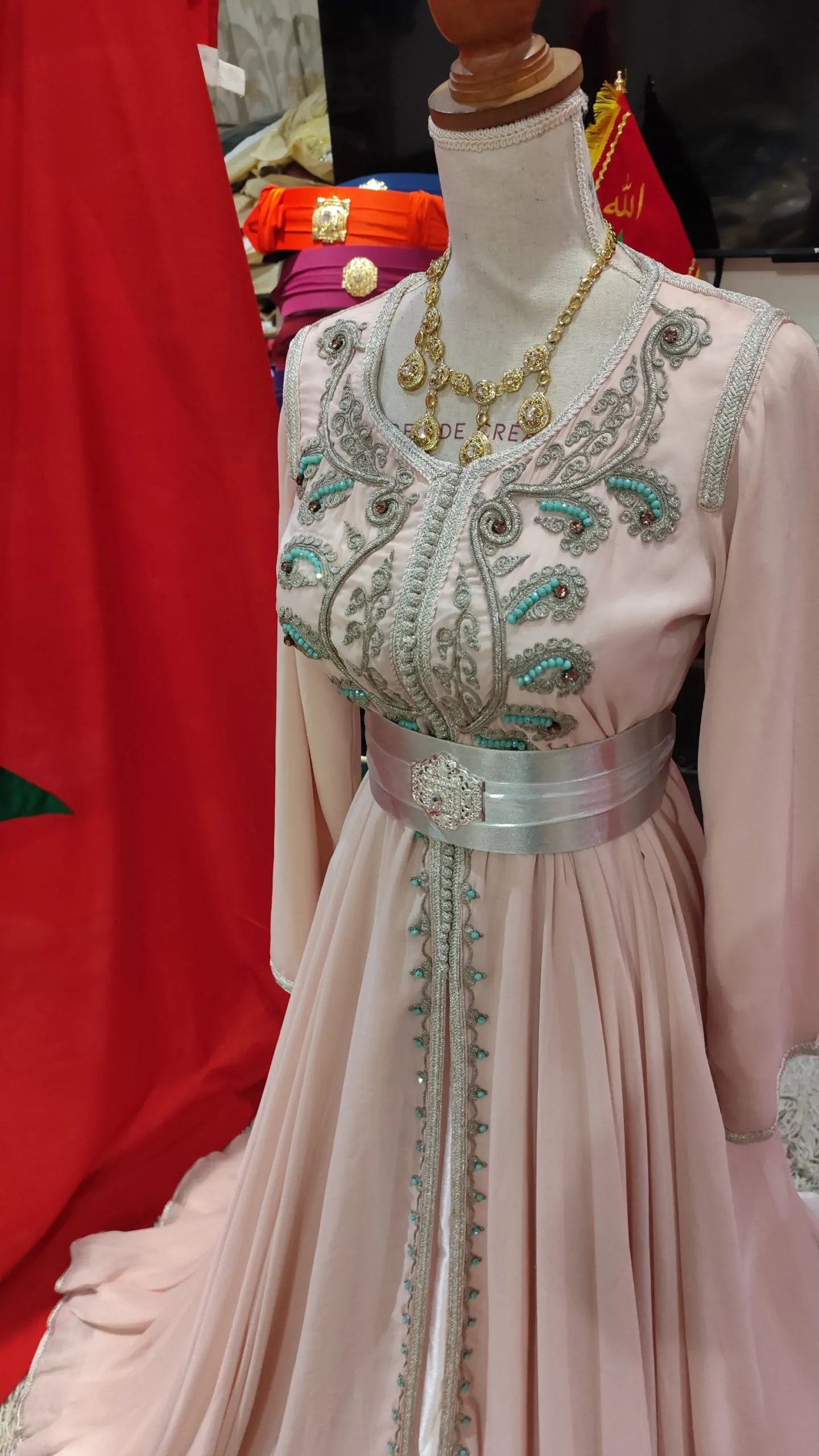 caftan marocain d occasion – Image 4