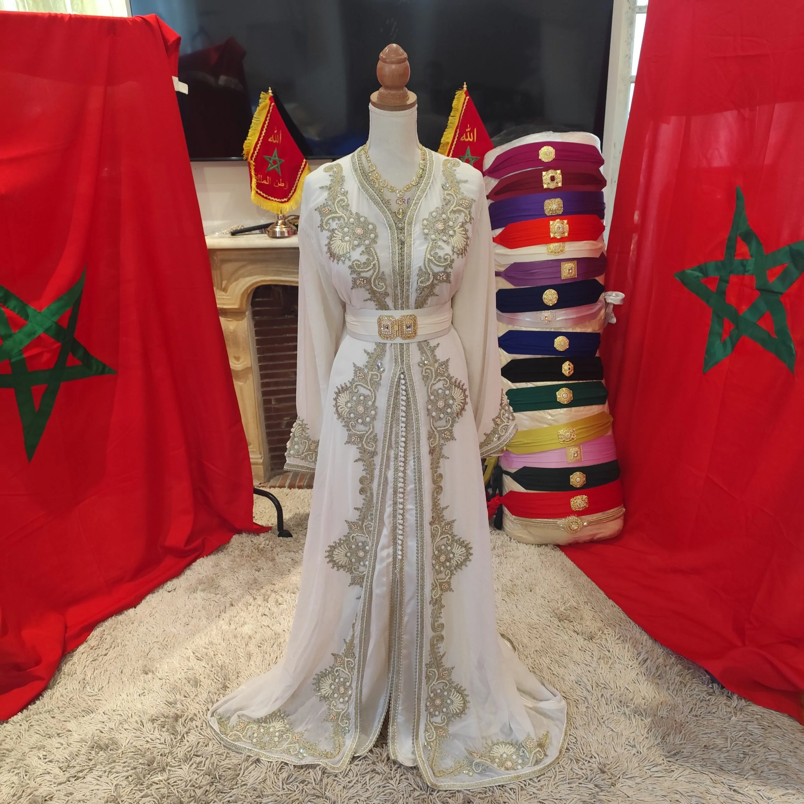 caftan marocain grande taille d occasion 70cm