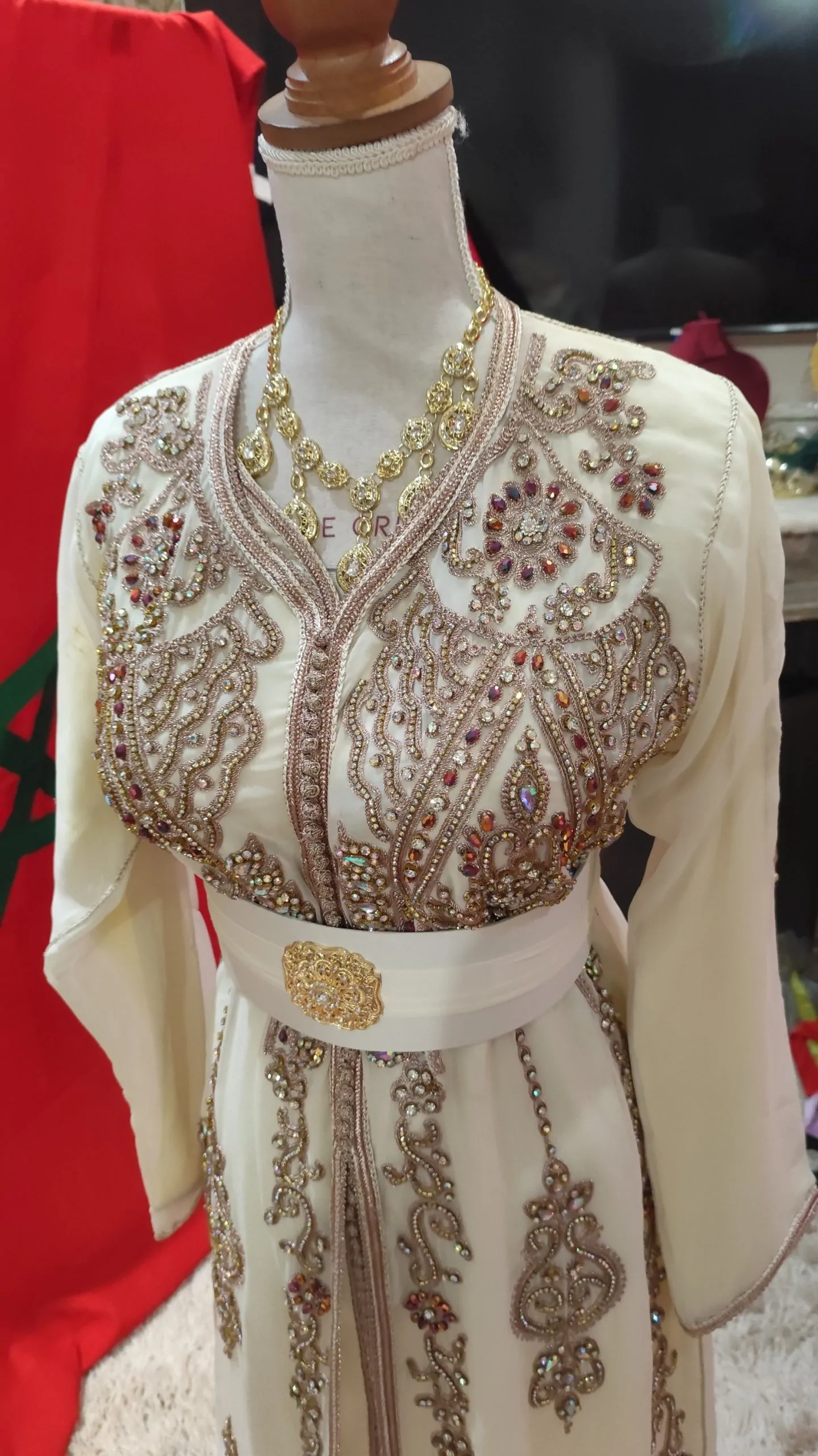 caftan marocain d occasion – Image 7