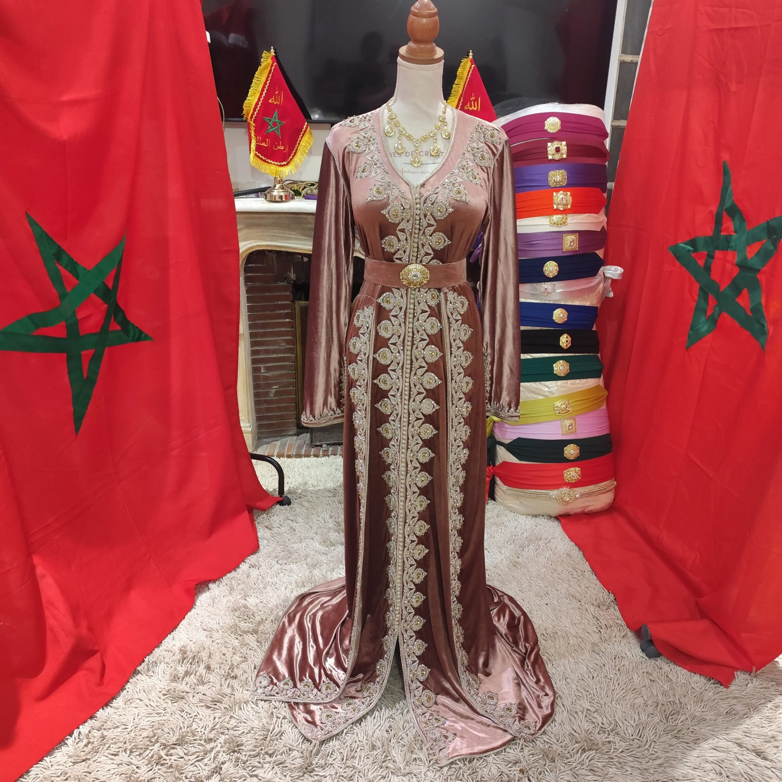 caftan marocain d occasion avec ceinture – Image 12