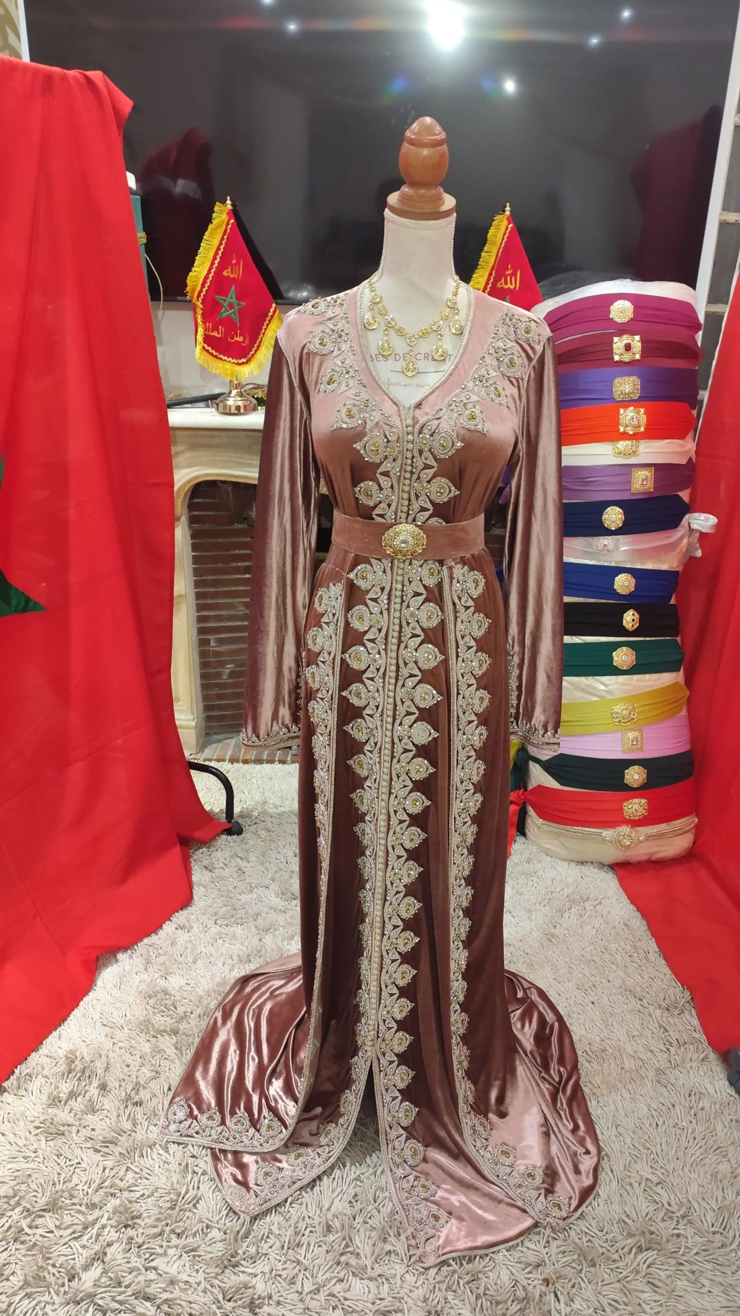 caftan marocain d occasion avec ceinture – Image 10