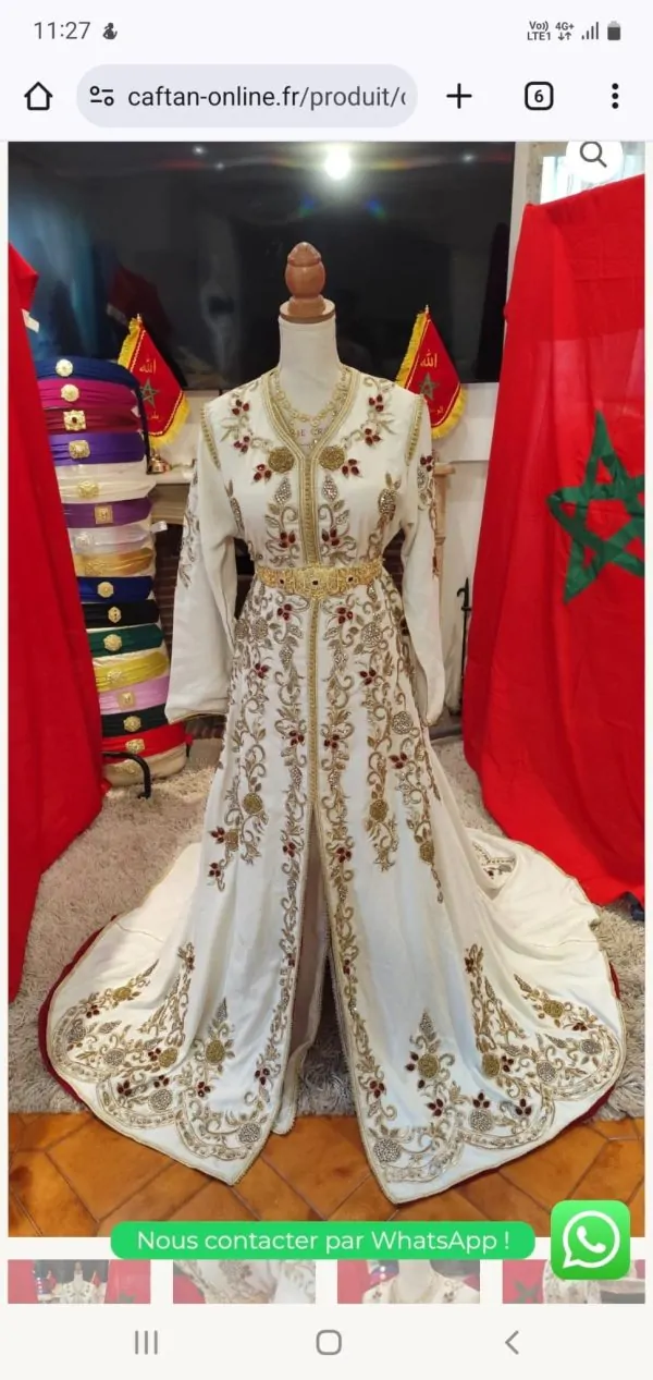 2 Caftan et une takchita avec 4 ceinture