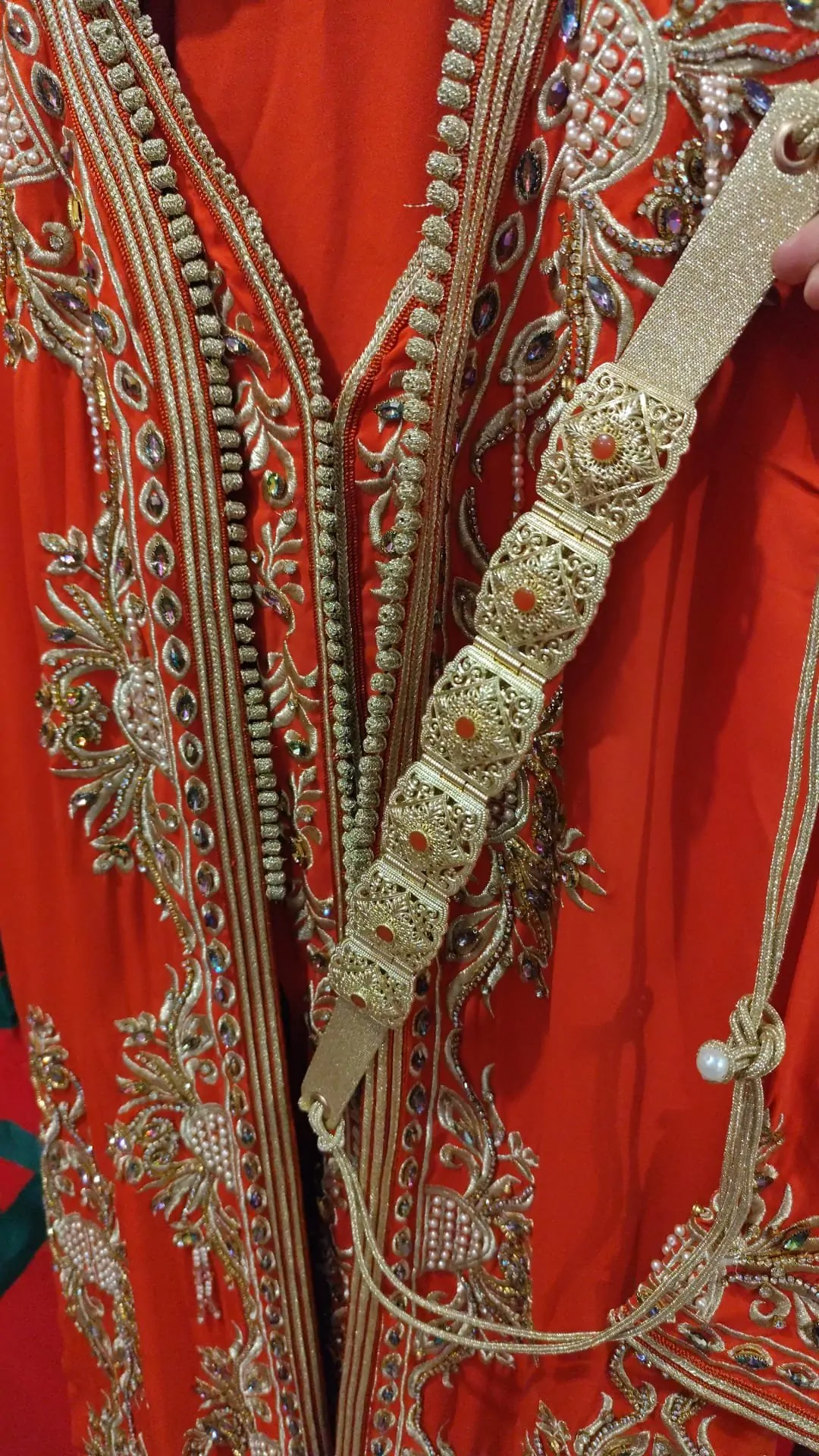 caftan marocain neuf doublé avec deux ceintures