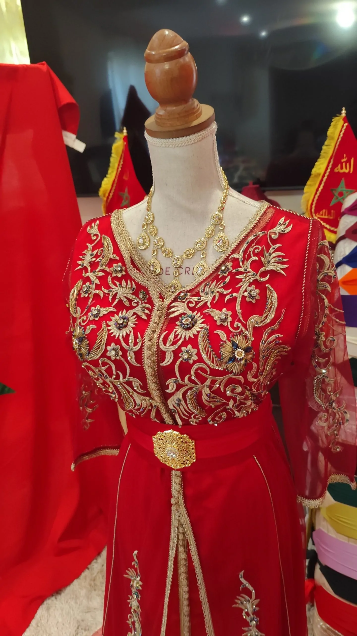 caftan marocain d occasion avec ceinture – Image 5