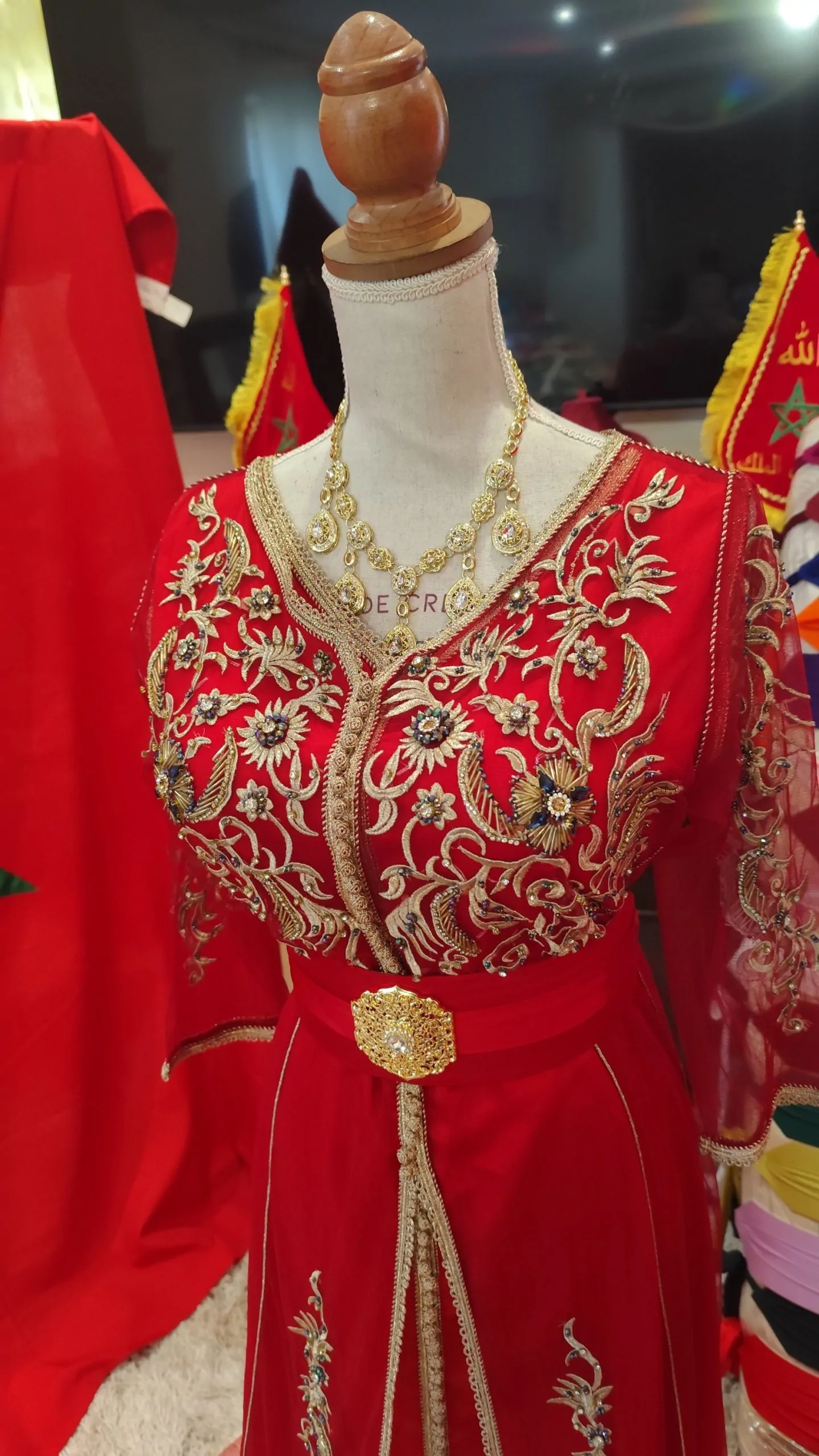 caftan marocain d occasion avec ceinture – Image 3