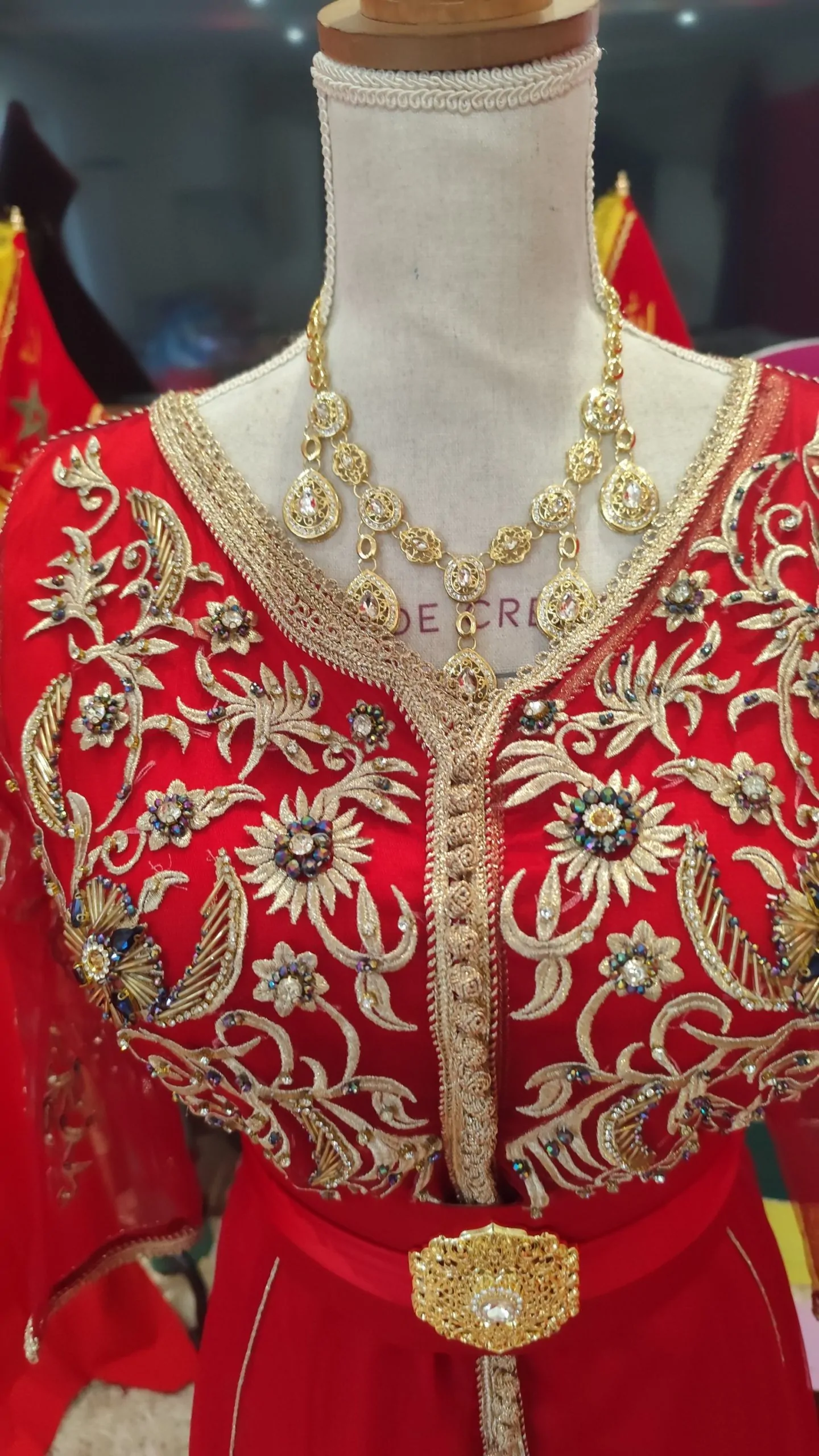 caftan marocain d occasion avec ceinture – Image 8