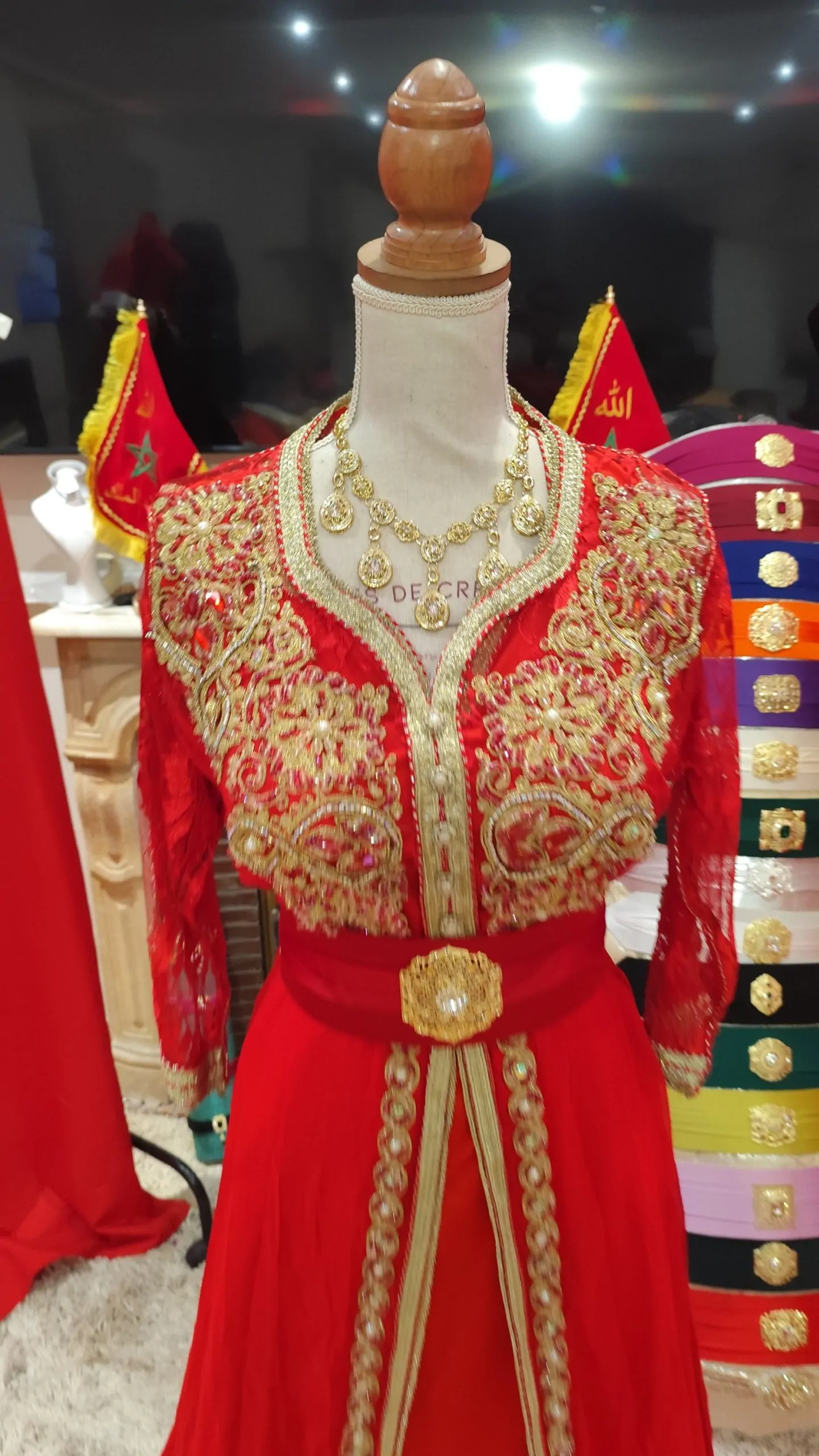 caftan marocain porté une fois – Image 6