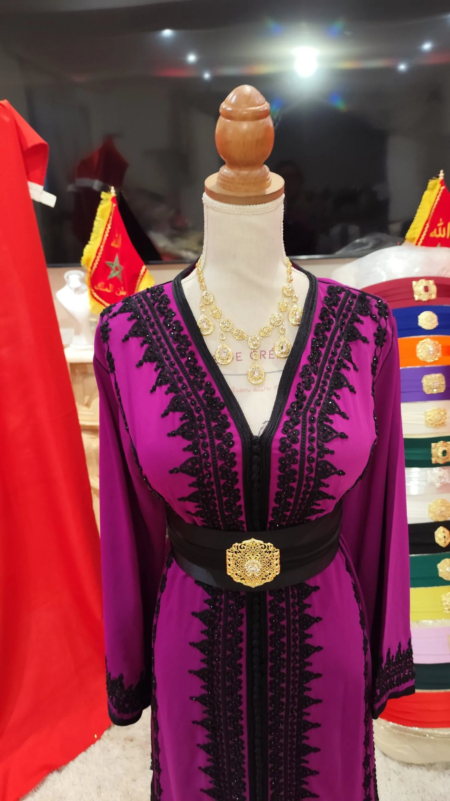 caftan marocain porté une fois – Image 2