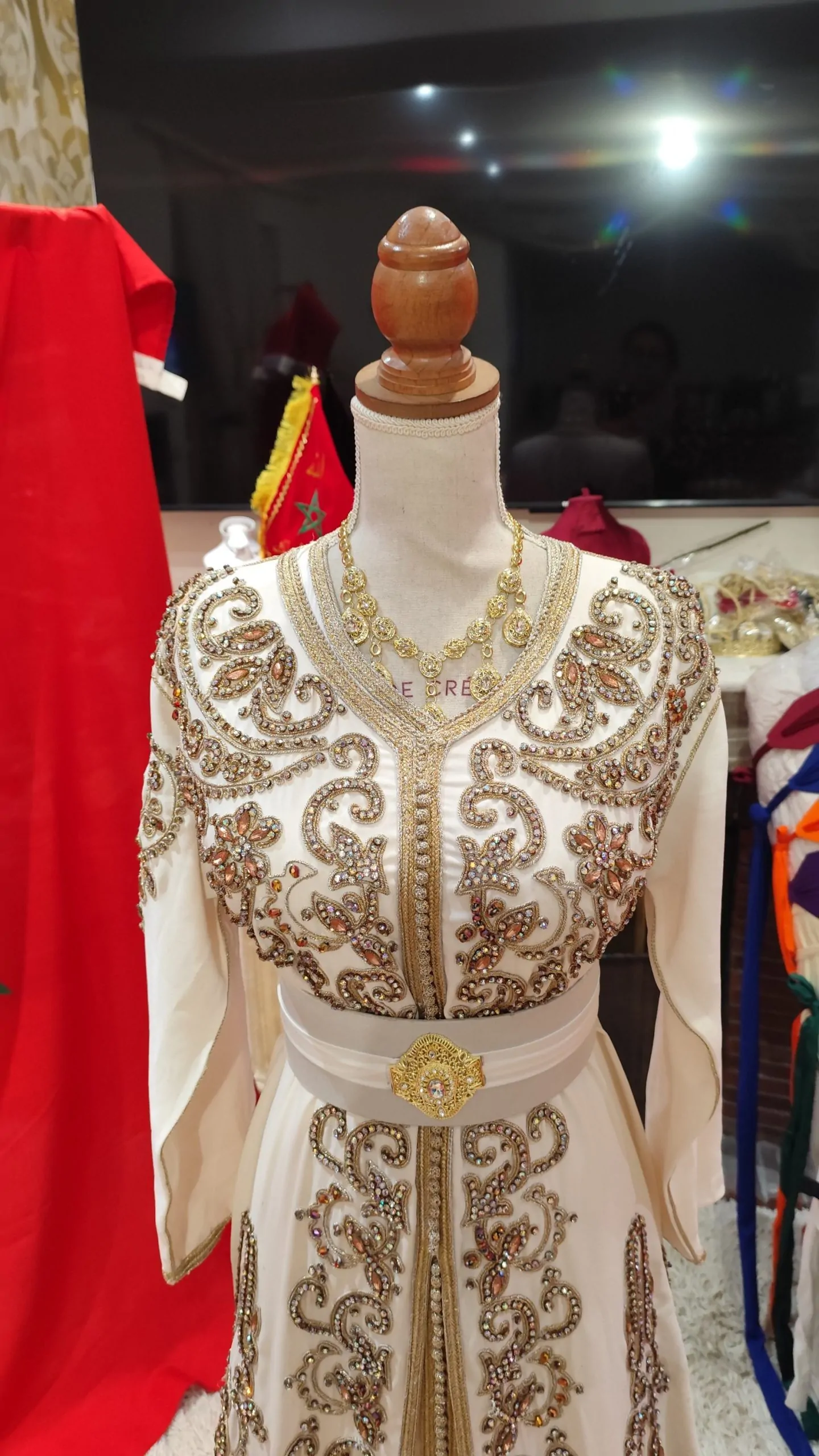 caftan marocain d occasion – Image 7
