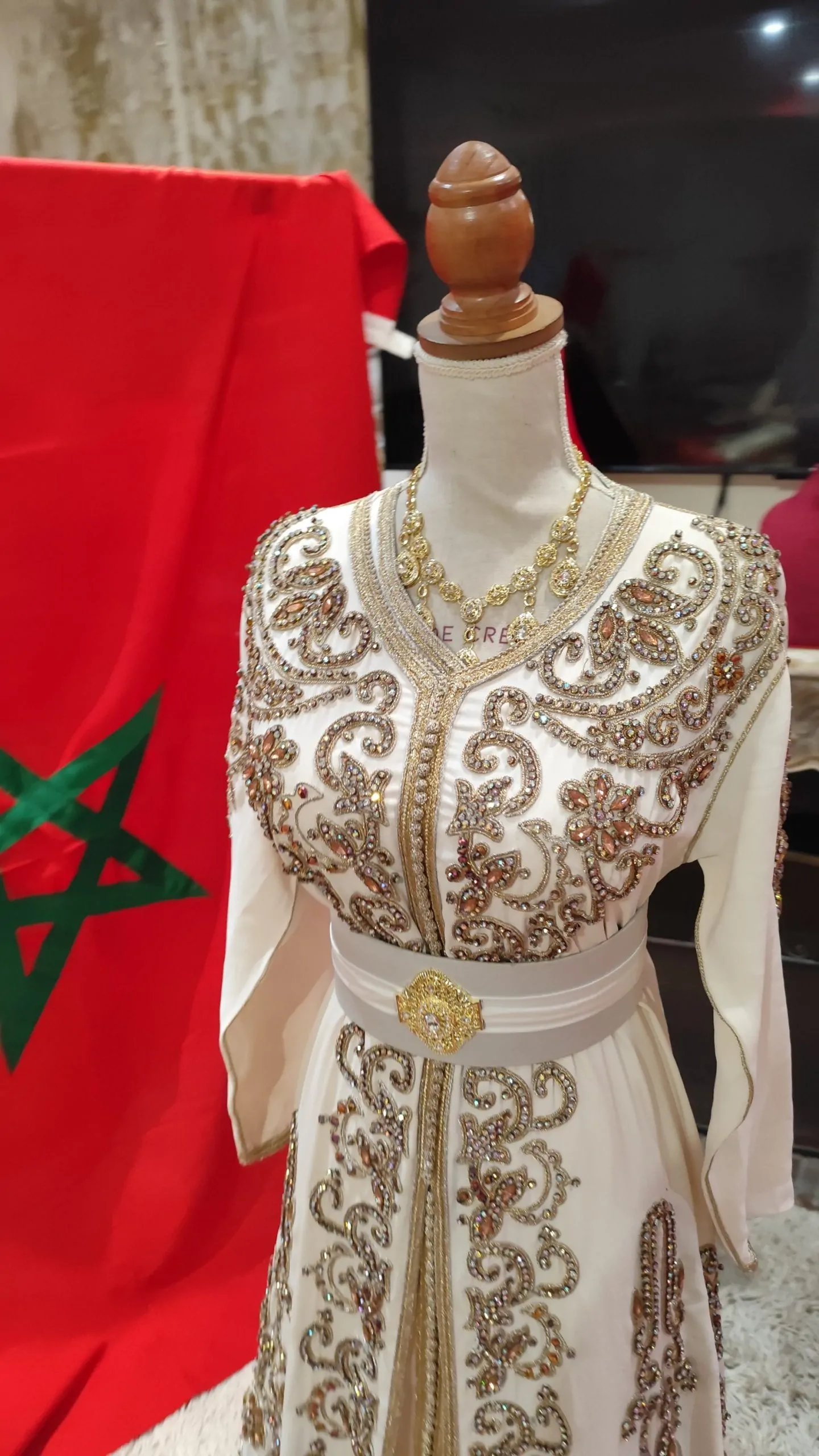 caftan marocain d occasion – Image 4
