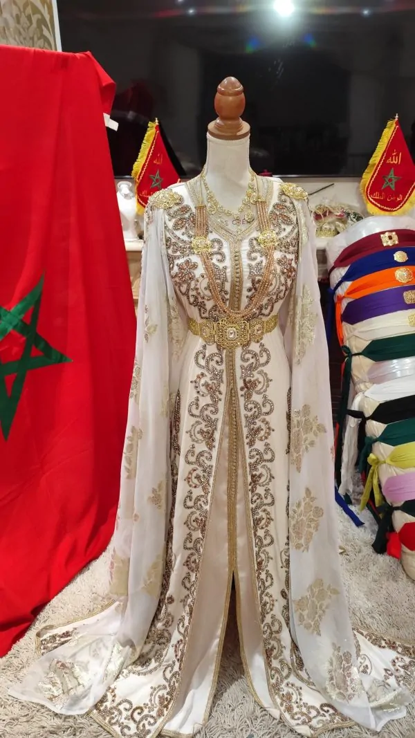 tenue complète — photo 5