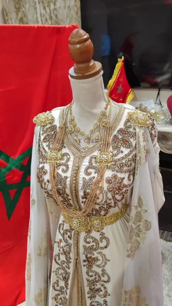 tenue complète — photo 8
