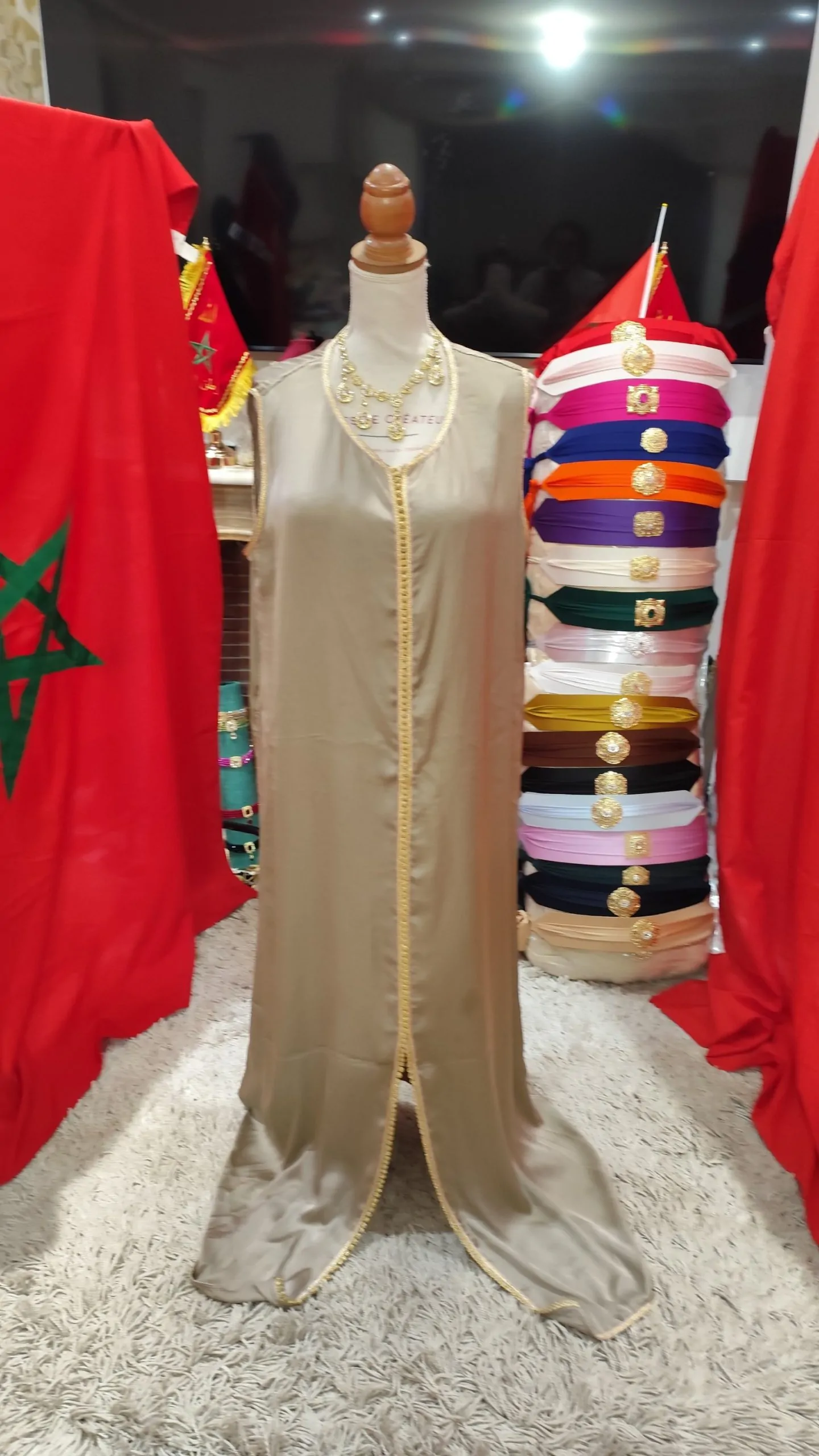 caftan marocain porté une fois – Image 7