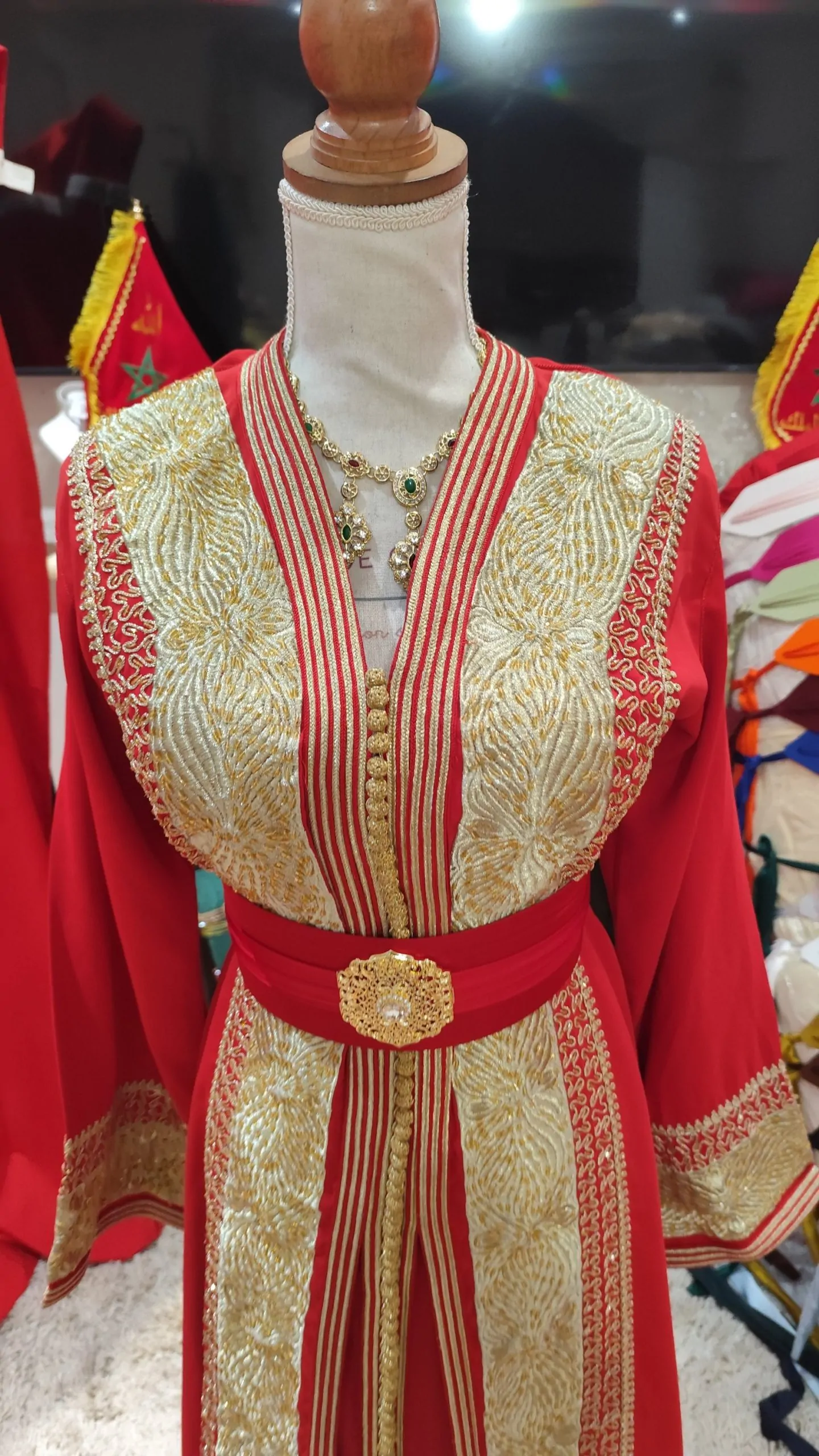 caftan marocain d occasion – Image 2