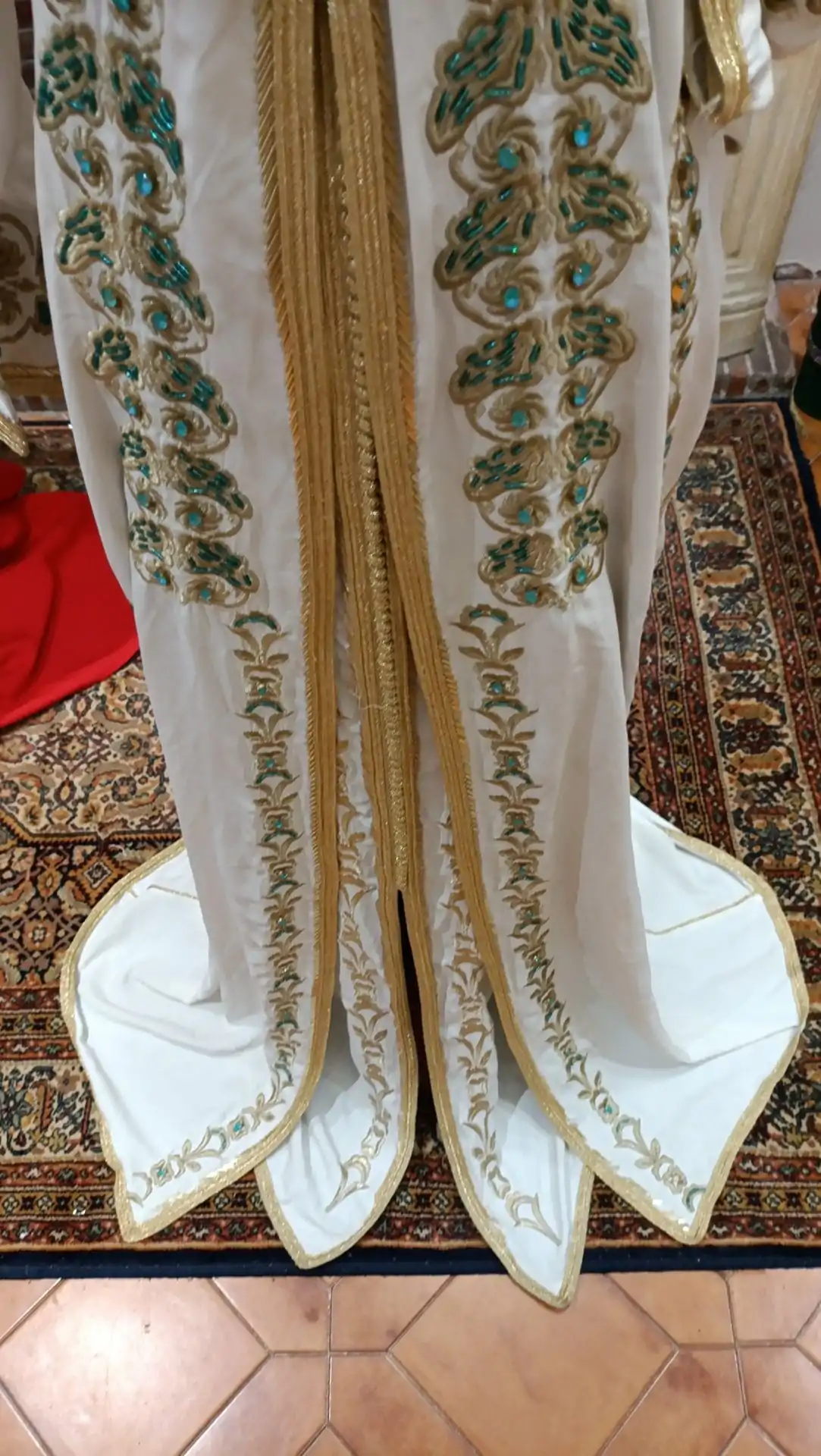 caftan marocain d'occasion – Image 10