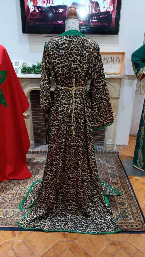Neuer marokkanischer Kaftan – zweiteilige Takchita — photo 5