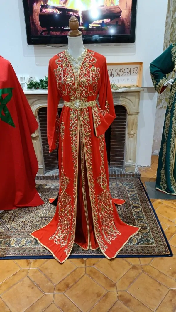 Nieuwe gevoerde Marokkaanse kaftan – tweedelige takchita — photo 6