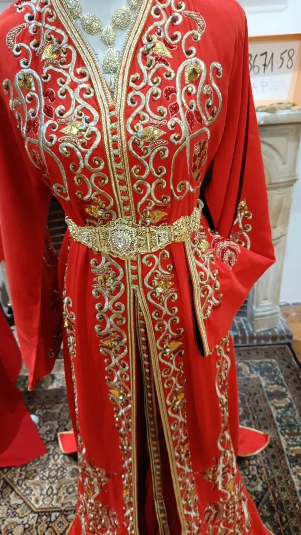 Nieuwe gevoerde Marokkaanse kaftan – tweedelige takchita — photo 12