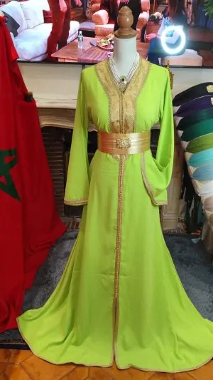caftan marocain quasiment neuf