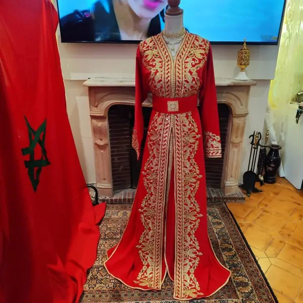 Neuer marokkanischer Kaftan – zweiteilige Takchita