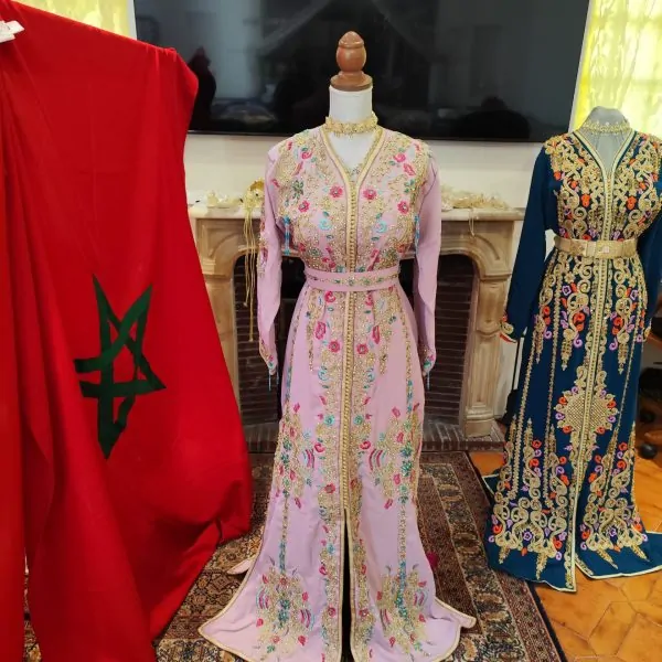 قفطان مغربي جديد مبطن مع حزام — photo 17
