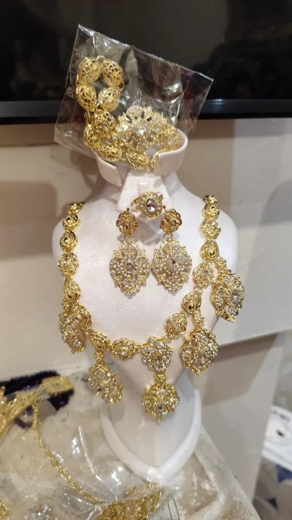 New 5-piece jewelry set