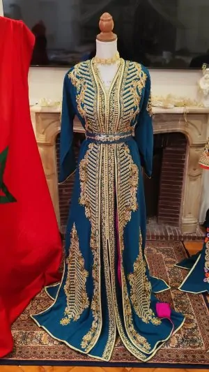 Caftano marocchino nuovo foderato, due pezzi – takchita in due pezzi