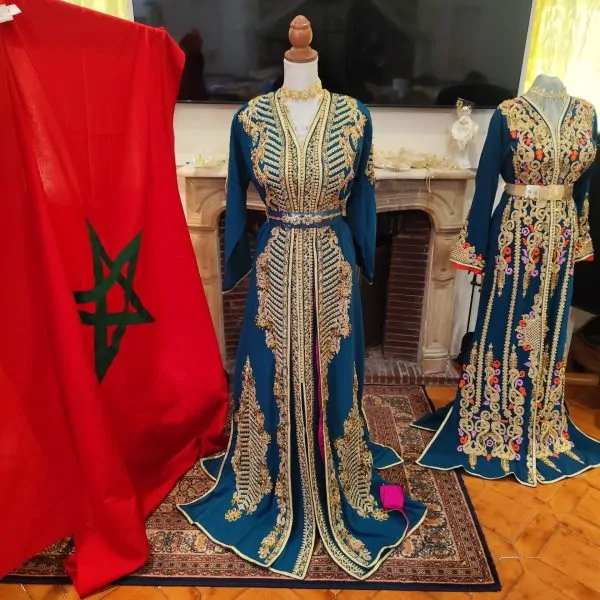 قفطان مغربي جديد مبطن، قطعتين - تقشيطة قطعتين — photo 10
