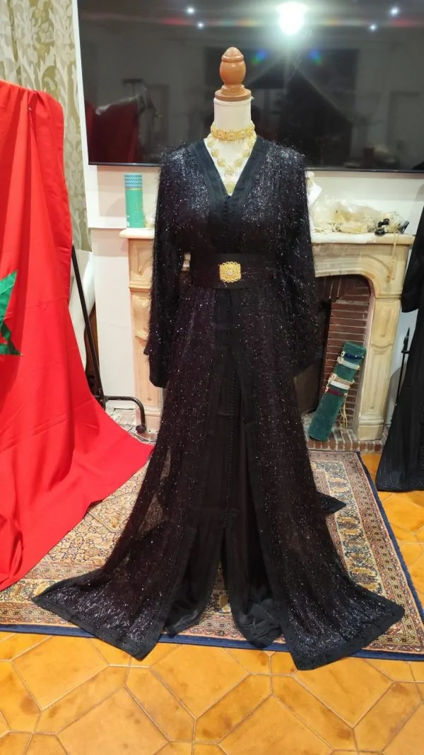 Neuer marokkanischer Kaftan mit Gürtel – zweiteilige Takchita — photo 2