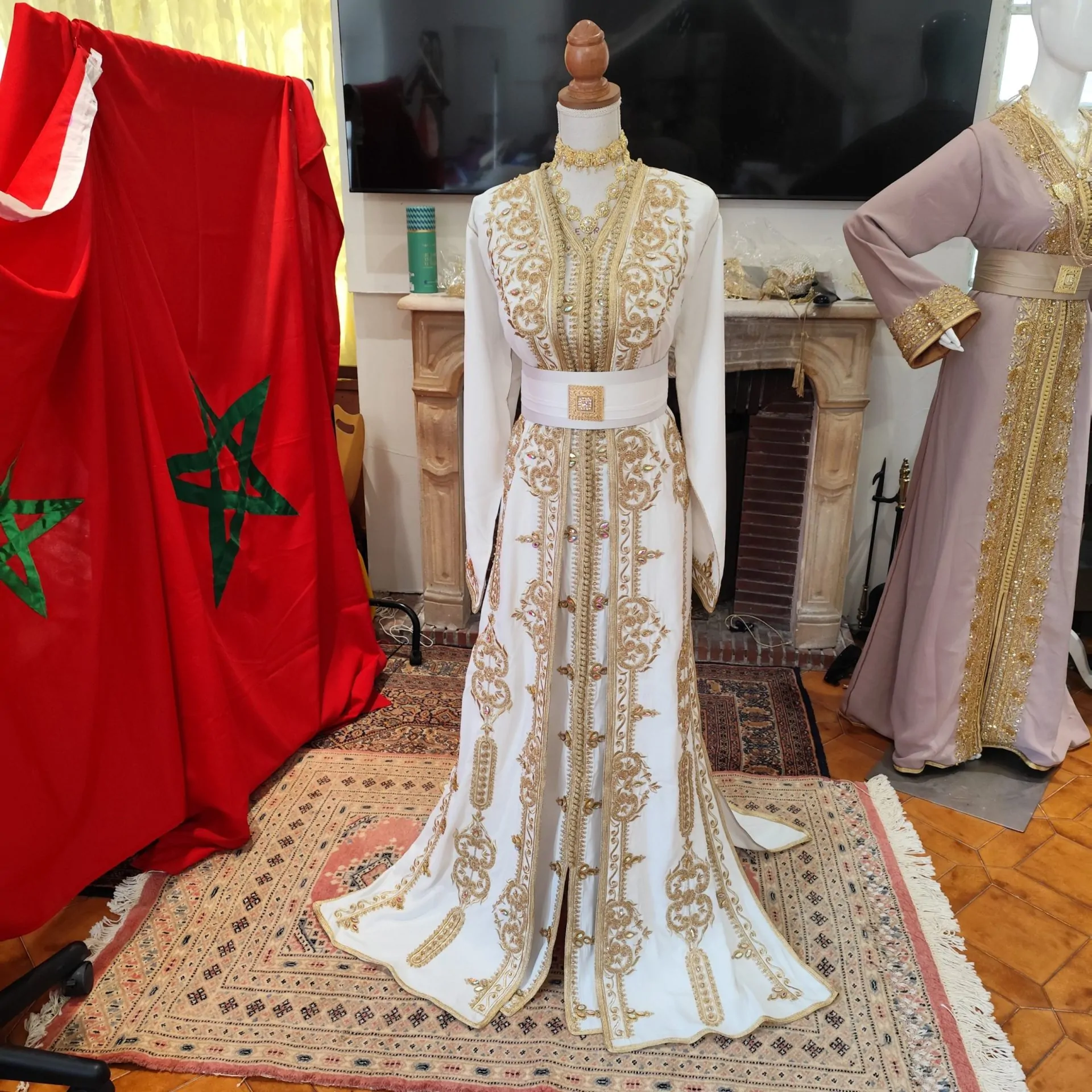 caftan marocain neuf deux pièces - Takchita deux pièces