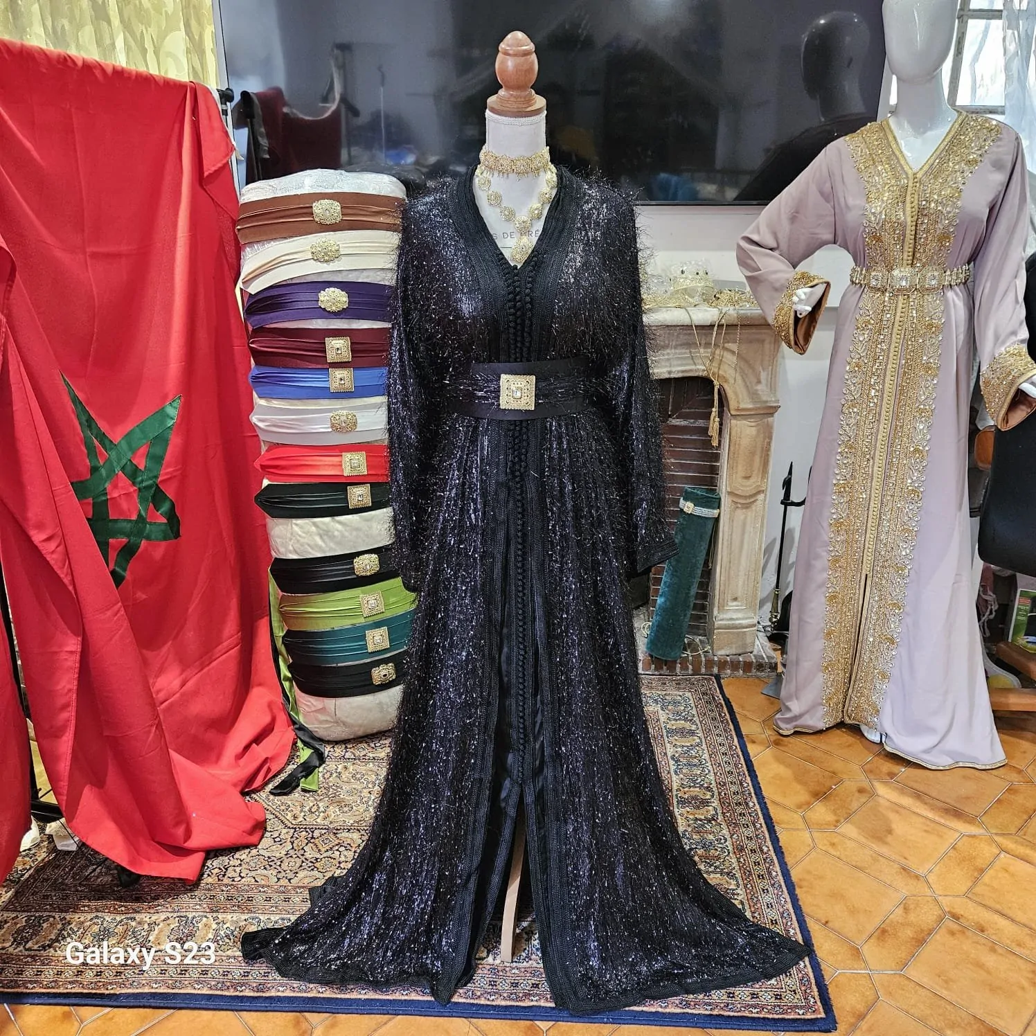 caftan marocain neuf avec ceinture - Takchita deux pièces