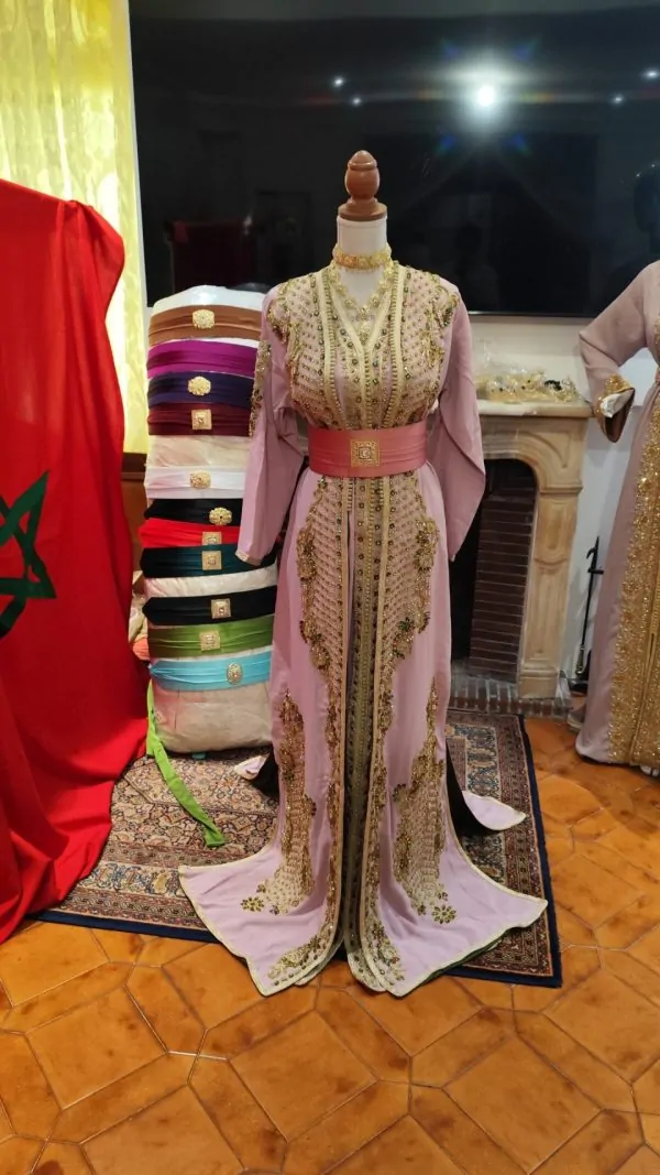 Neuer gefütterter marokkanischer Kaftan – zweiteilige Takchita — photo 5