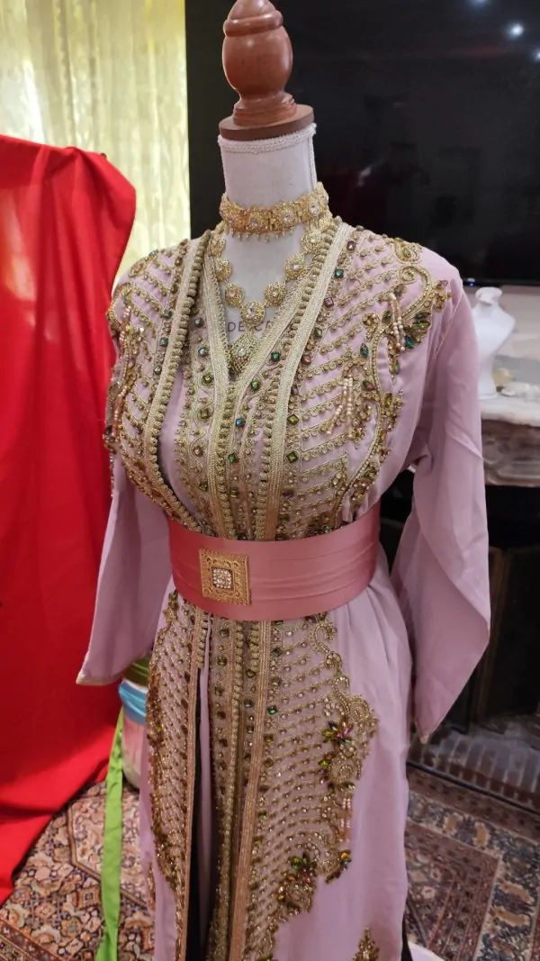Neuer gefütterter marokkanischer Kaftan – zweiteilige Takchita — photo 6