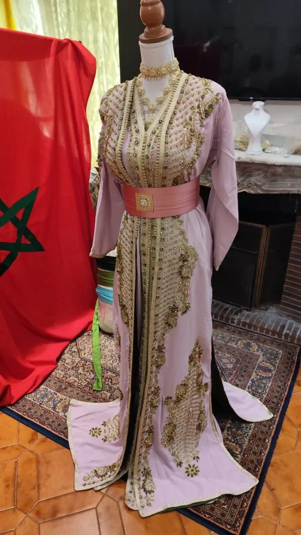 Neuer gefütterter marokkanischer Kaftan – zweiteilige Takchita — photo 4