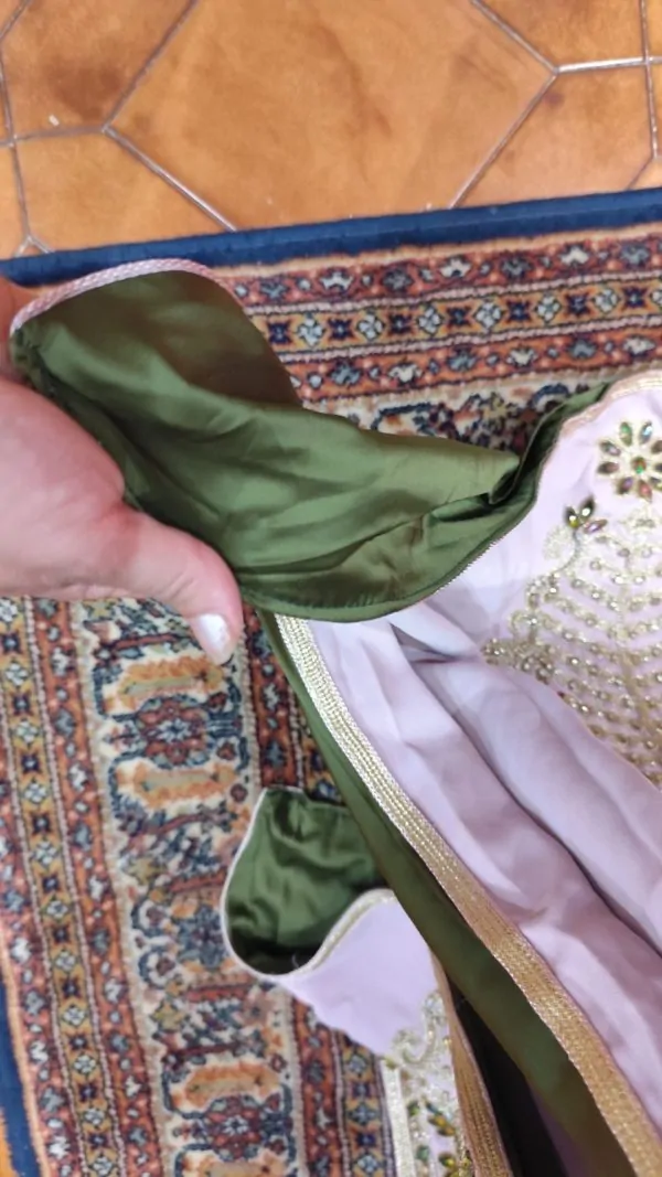 Neuer gefütterter marokkanischer Kaftan – zweiteilige Takchita — photo 3